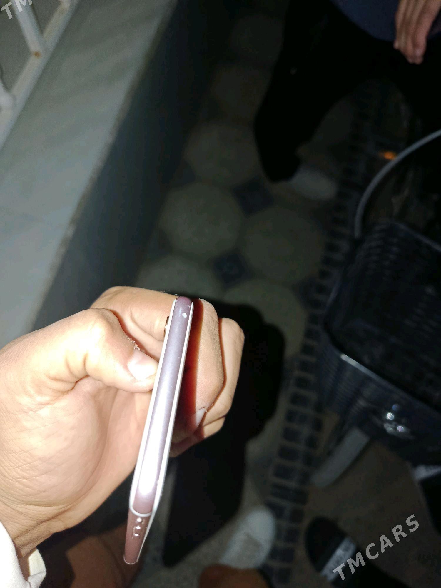 iPhone 6s - Mary - img 7