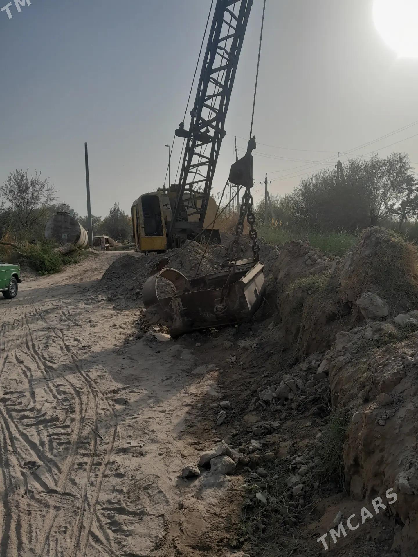 JCB 5CX Wastemaster 1986 - 170 000 TMT - Мары - img 3