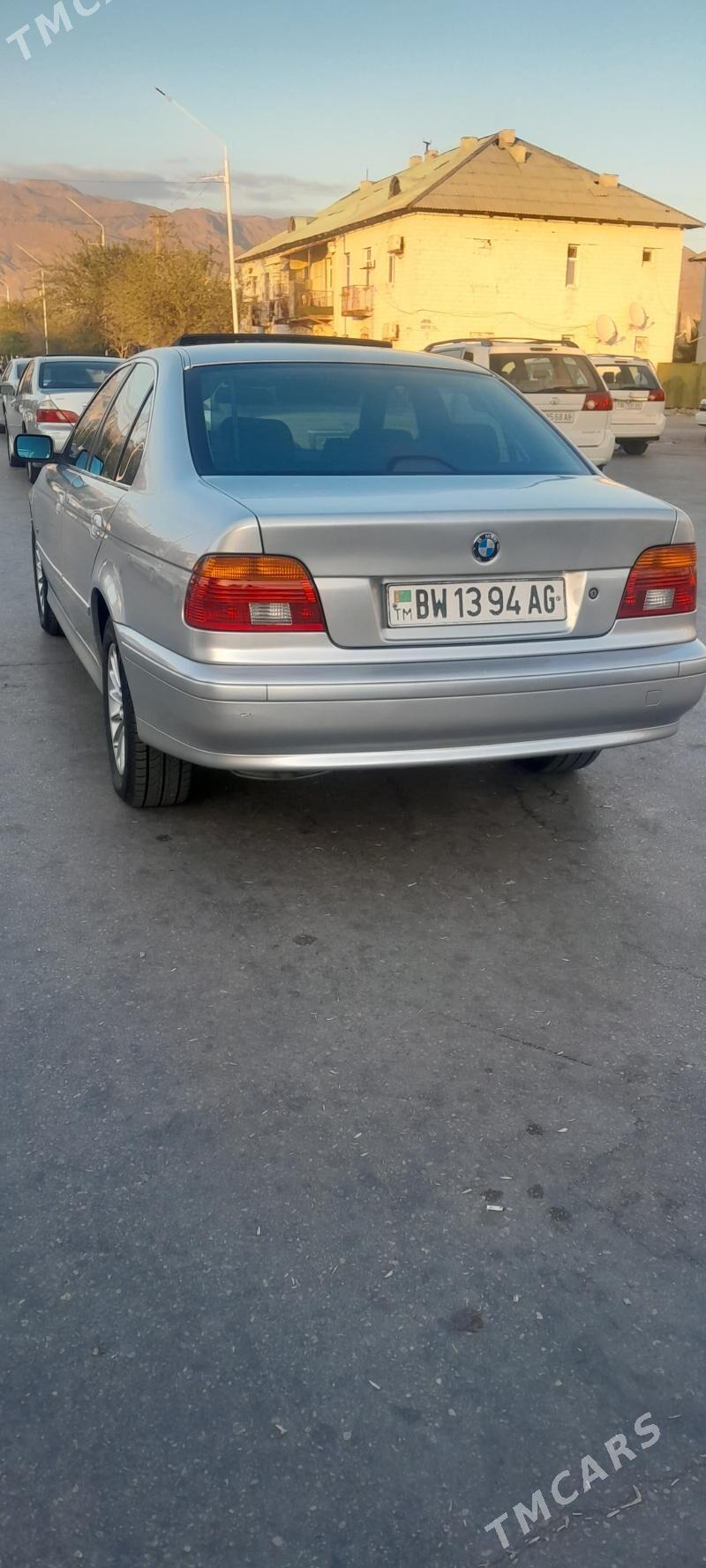 BMW E39 2003 - 135 000 TMT - Balkanabat - img 3