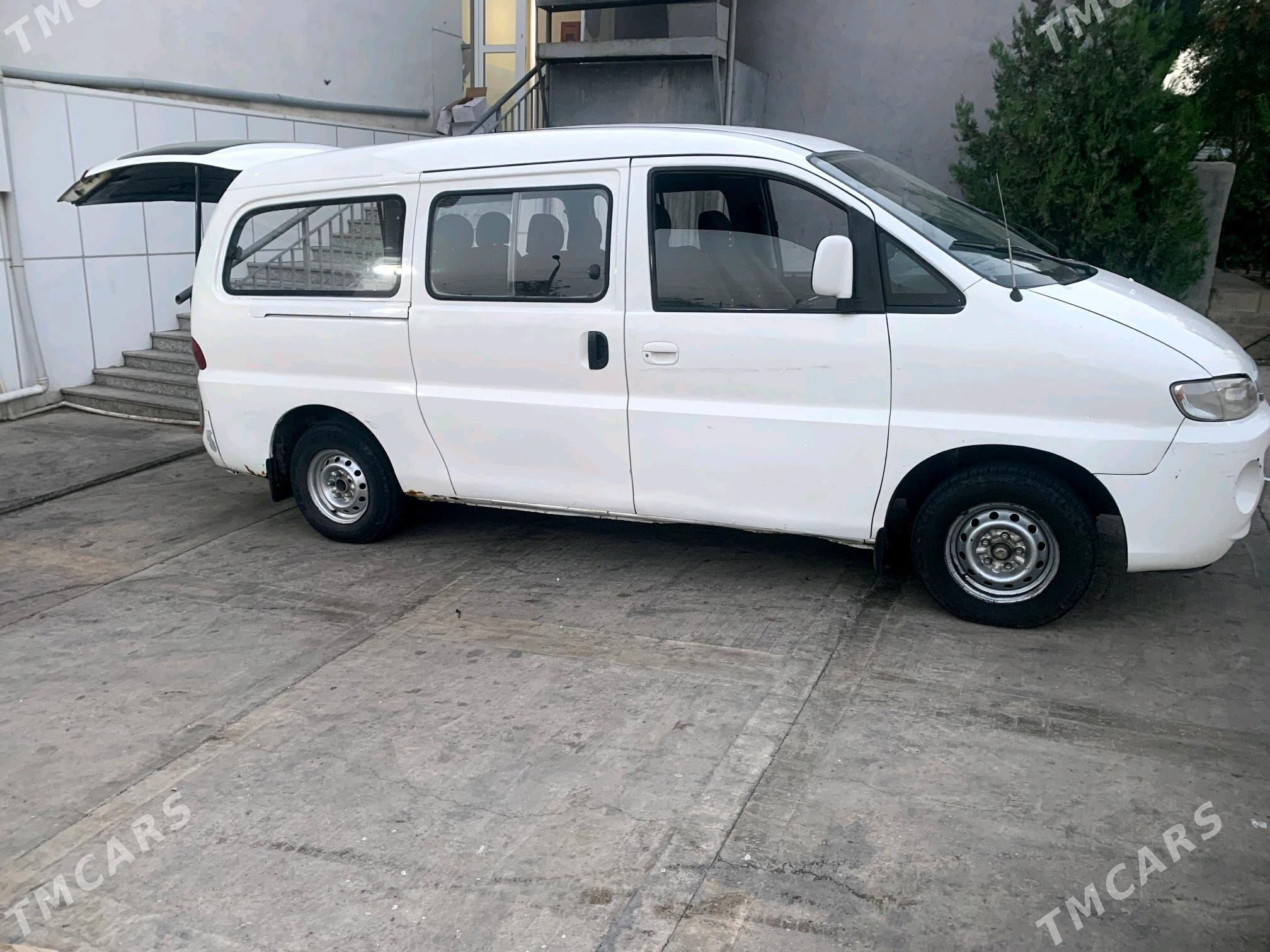 Hyundai H-1 2001 - 70 000 TMT - Balkanabat - img 4