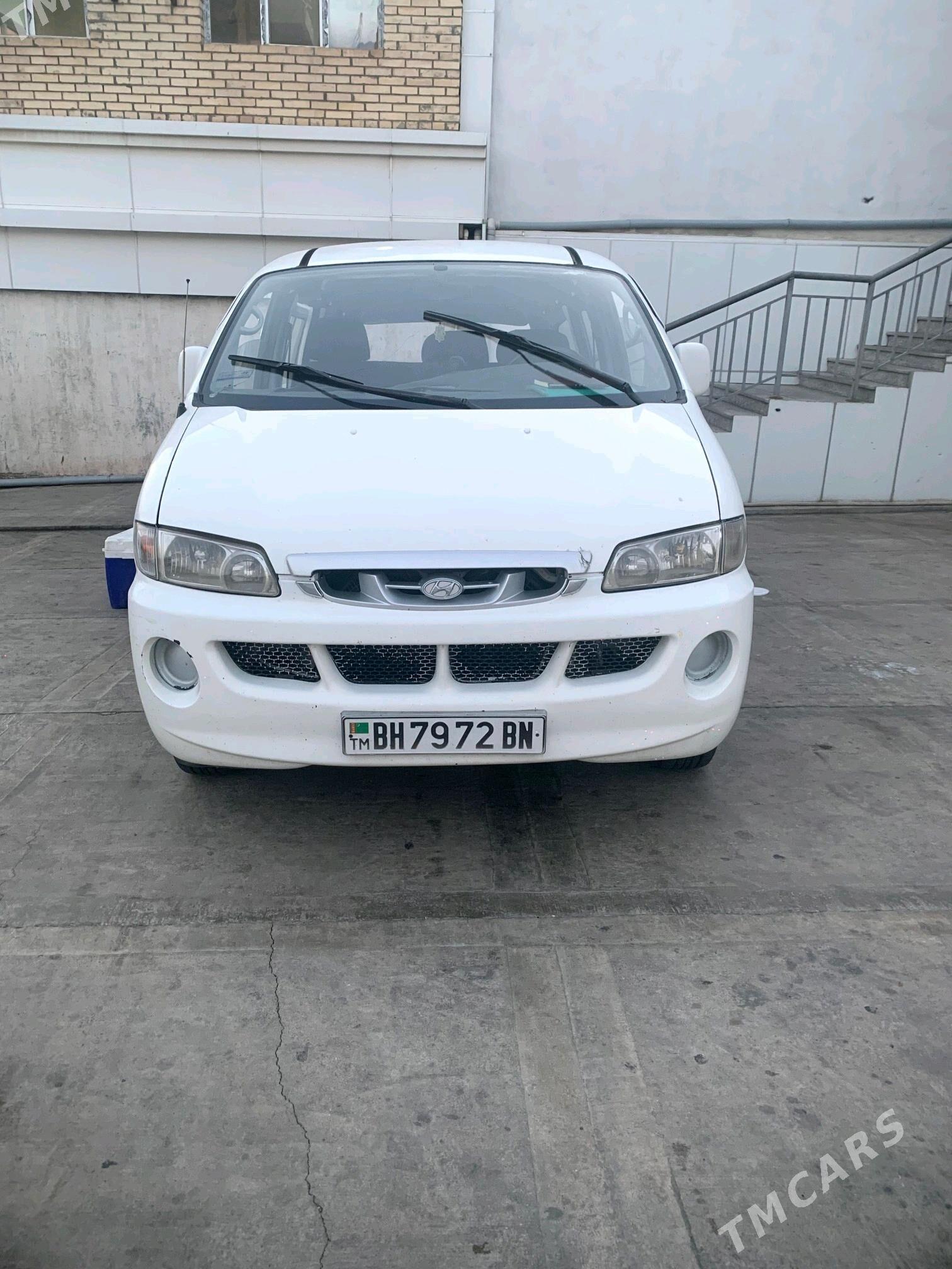 Hyundai H-1 2001 - 70 000 TMT - Balkanabat - img 3