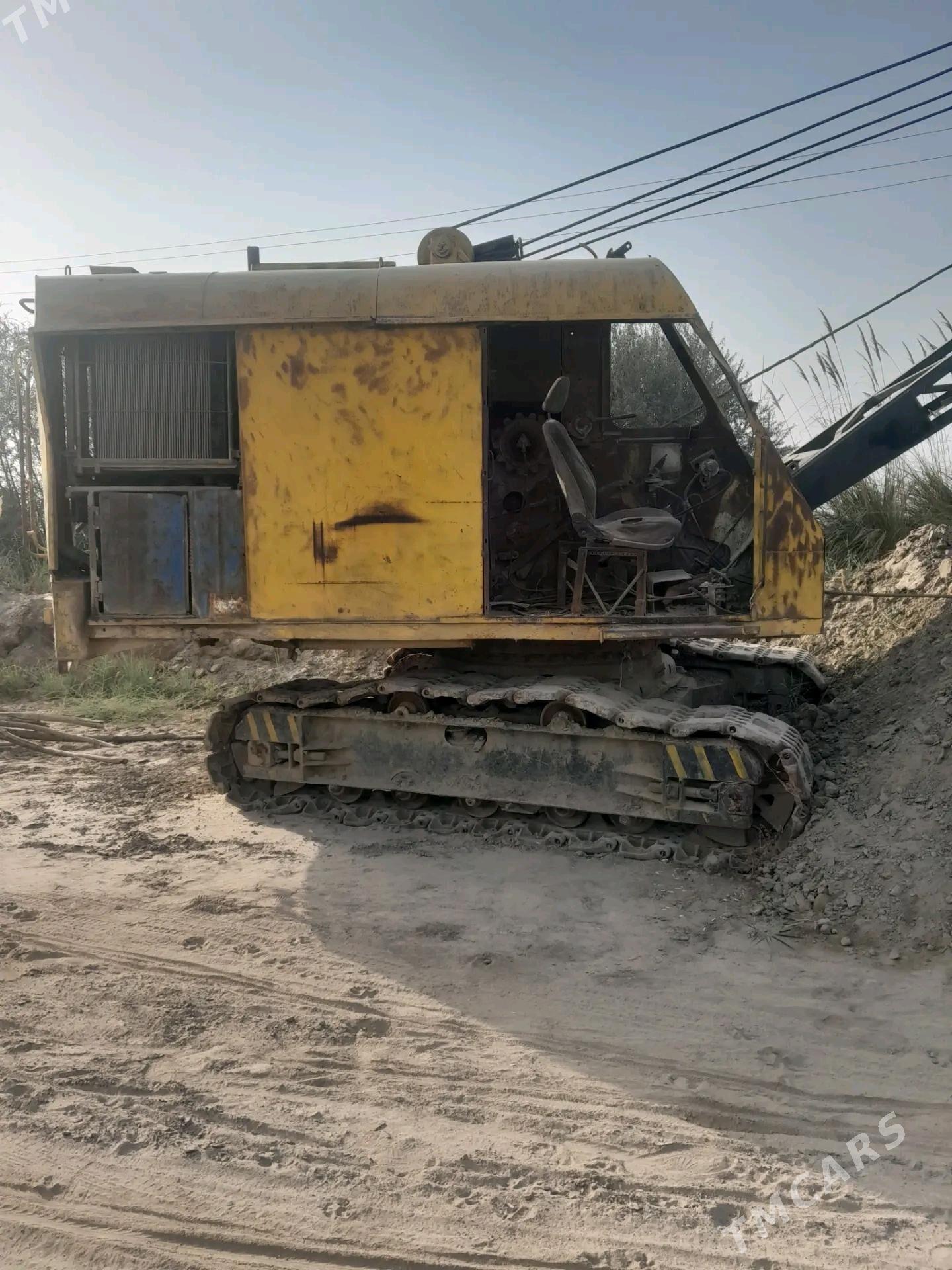 JCB 5CX Wastemaster 1986 - 170 000 TMT - Мары - img 4