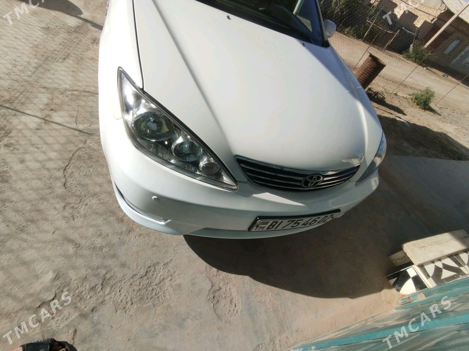 Toyota Camry 2005 - 240 000 TMT - Köneürgenç - img 5