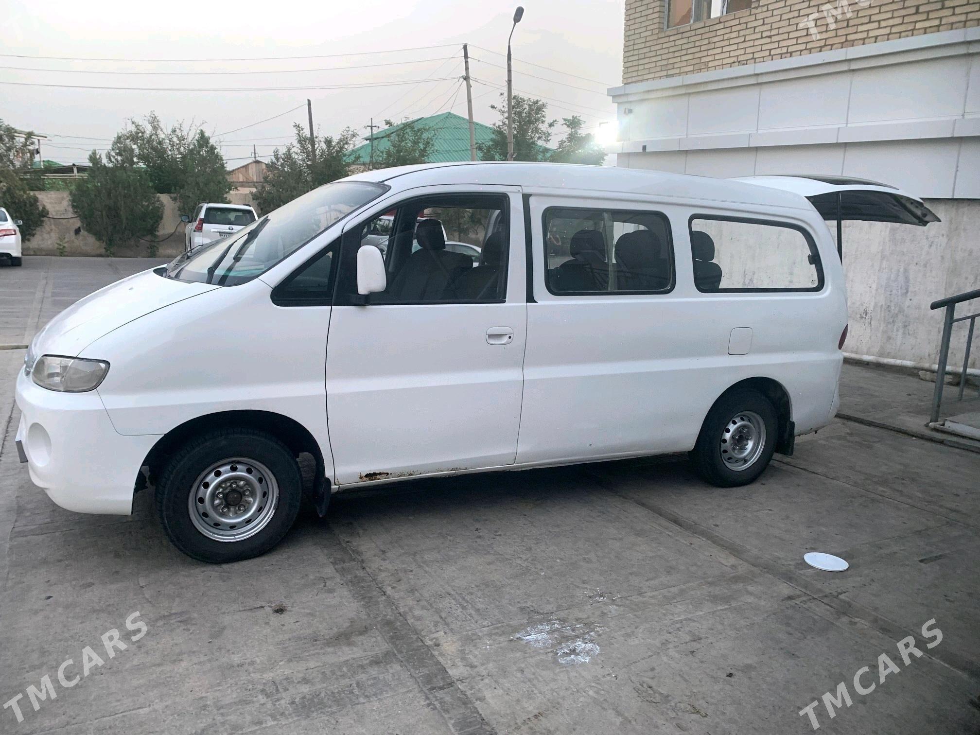 Hyundai H-1 2001 - 70 000 TMT - Balkanabat - img 5
