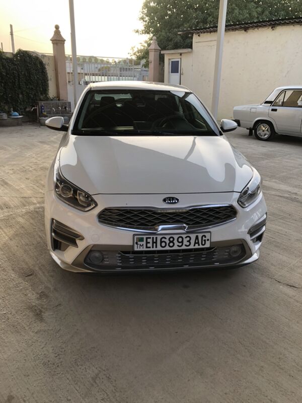 Kia Forte 2021 - 220 000 TMT - Büzmeýin - img 10