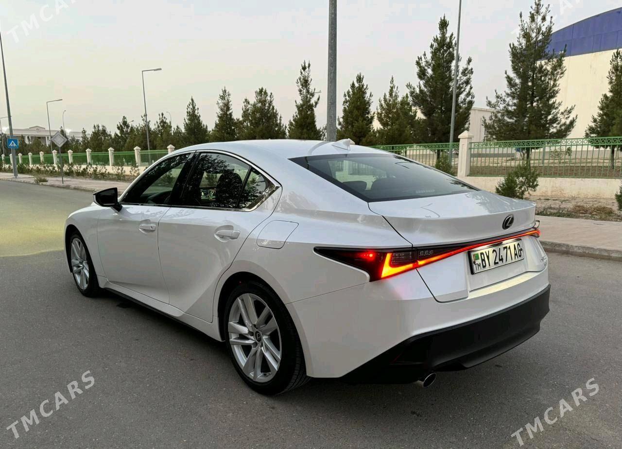 Lexus IS 300 2021 - 670 000 TMT - Гёкдже - img 2