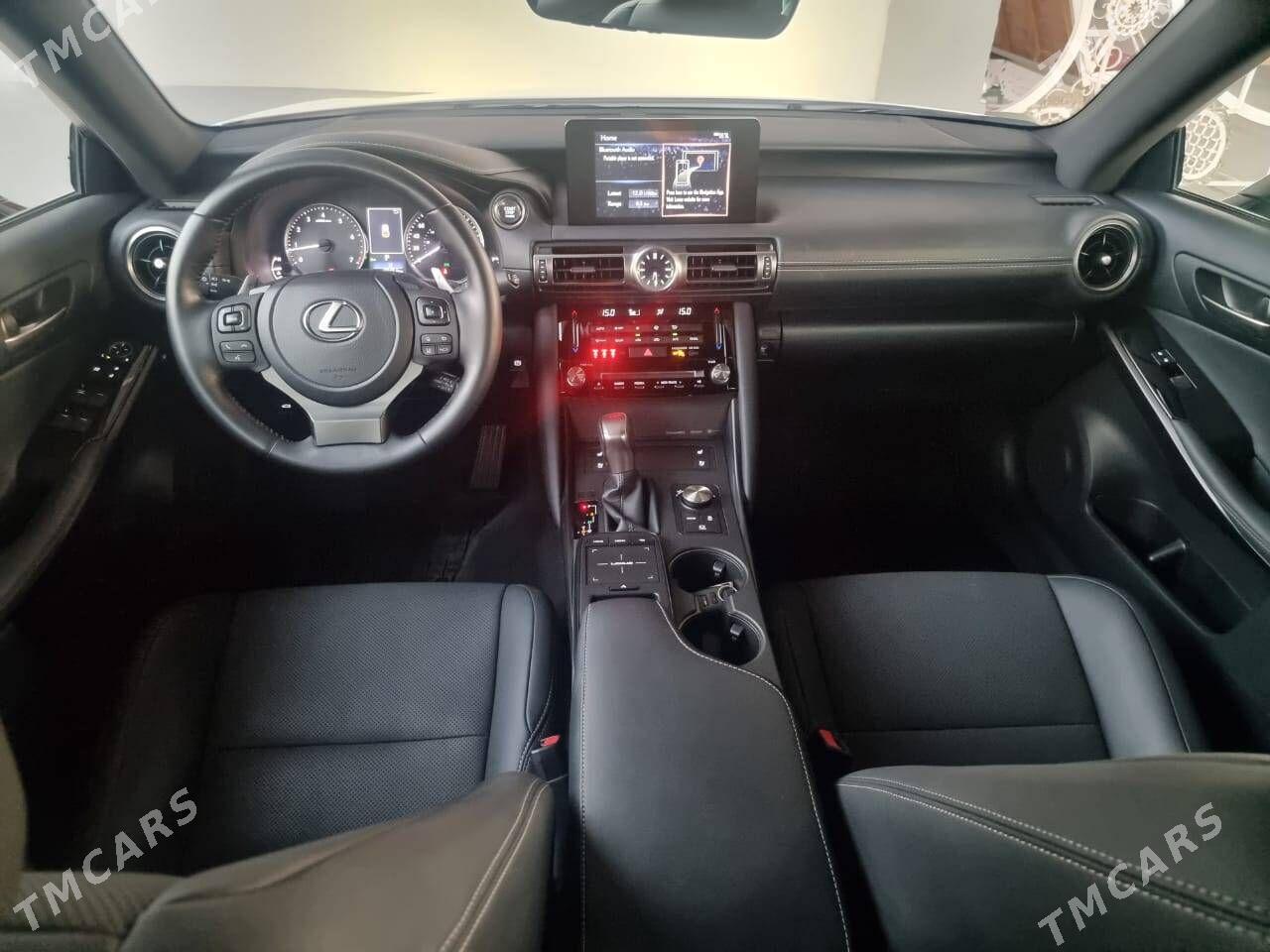 Lexus IS 300 2021 - 670 000 TMT - Гёкдже - img 4