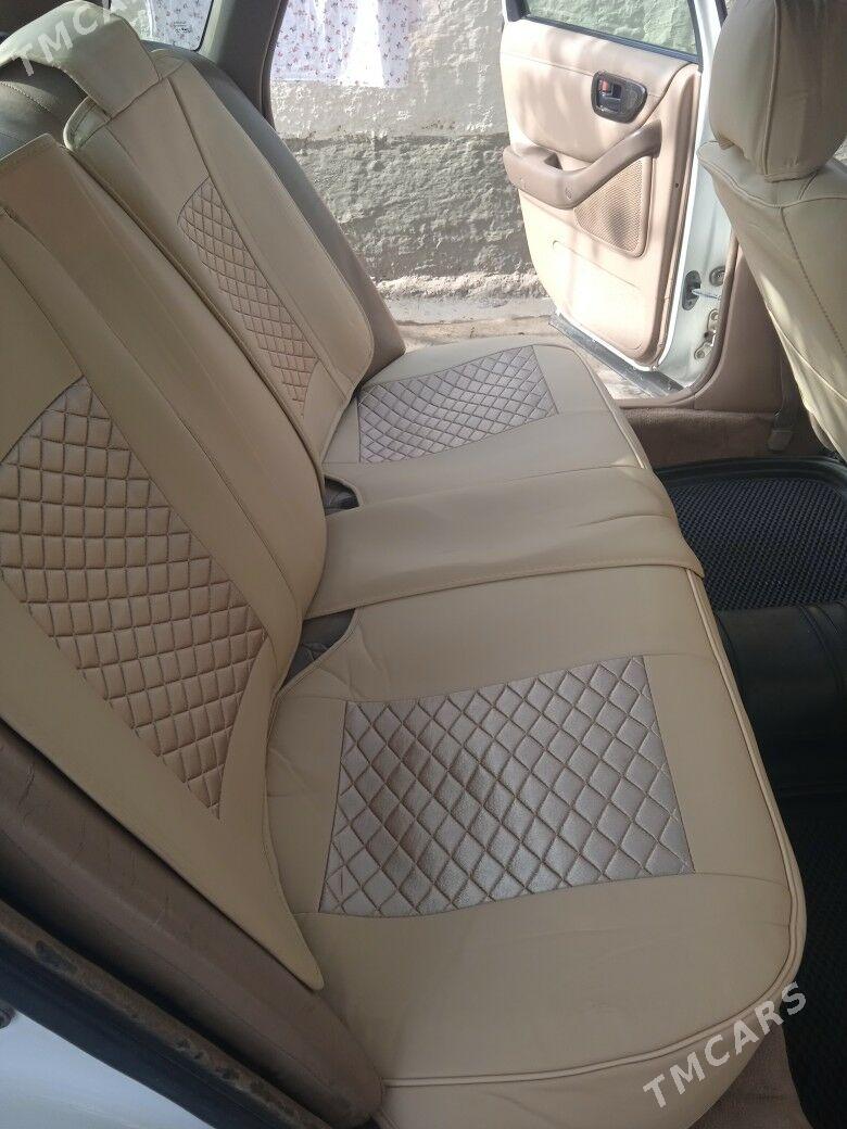 Toyota Avalon 1997 - 120 000 TMT - Кака - img 1