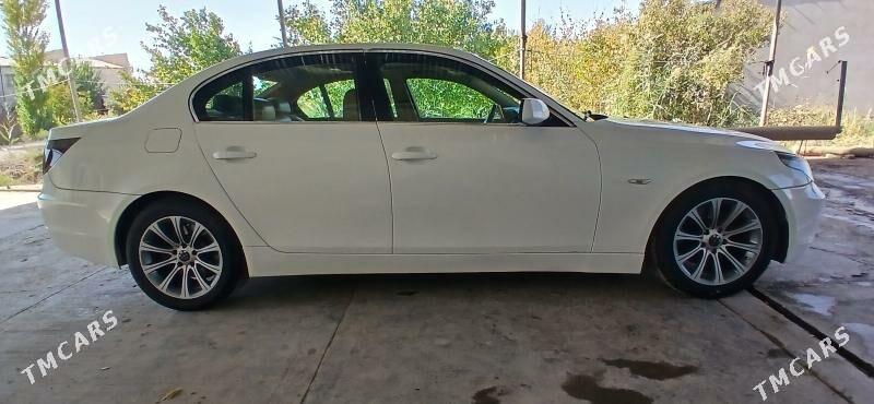 BMW E60 2004 - 120 000 TMT - Болдумсаз - img 1