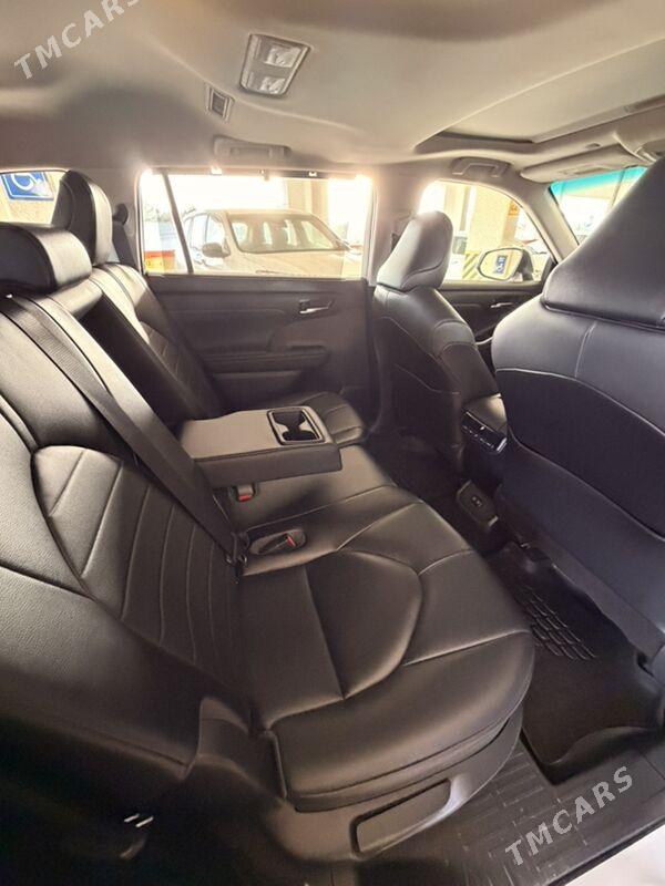 Toyota Highlander 2022 - 575 000 TMT - Ашхабад - img 10