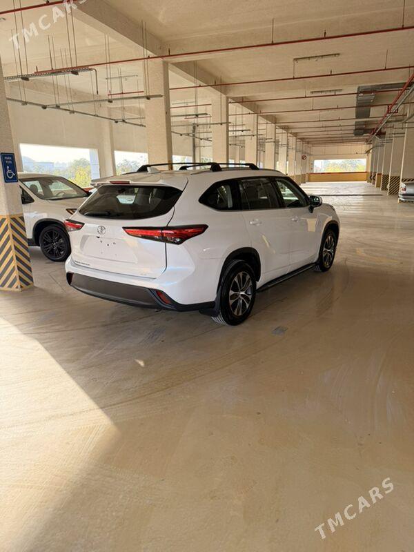 Toyota Highlander 2022 - 575 000 TMT - Ашхабад - img 1