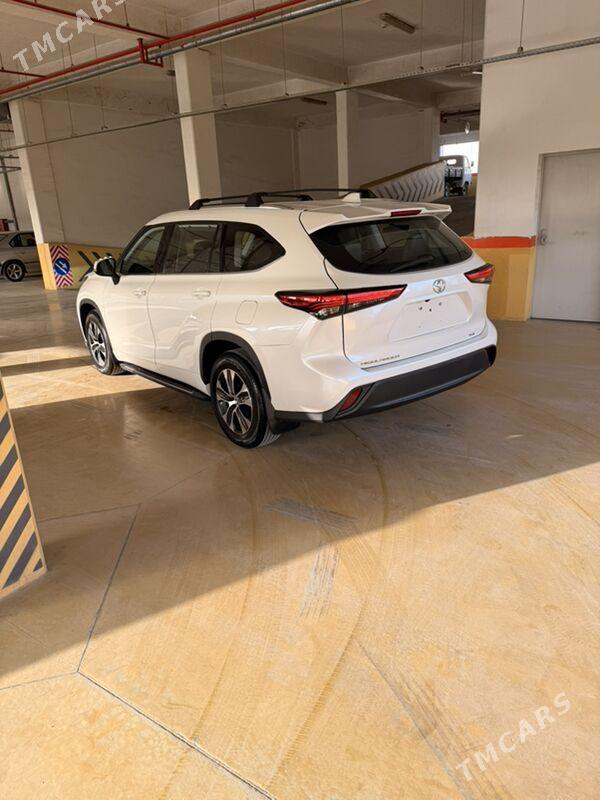 Toyota Highlander 2022 - 575 000 TMT - Ашхабад - img 5