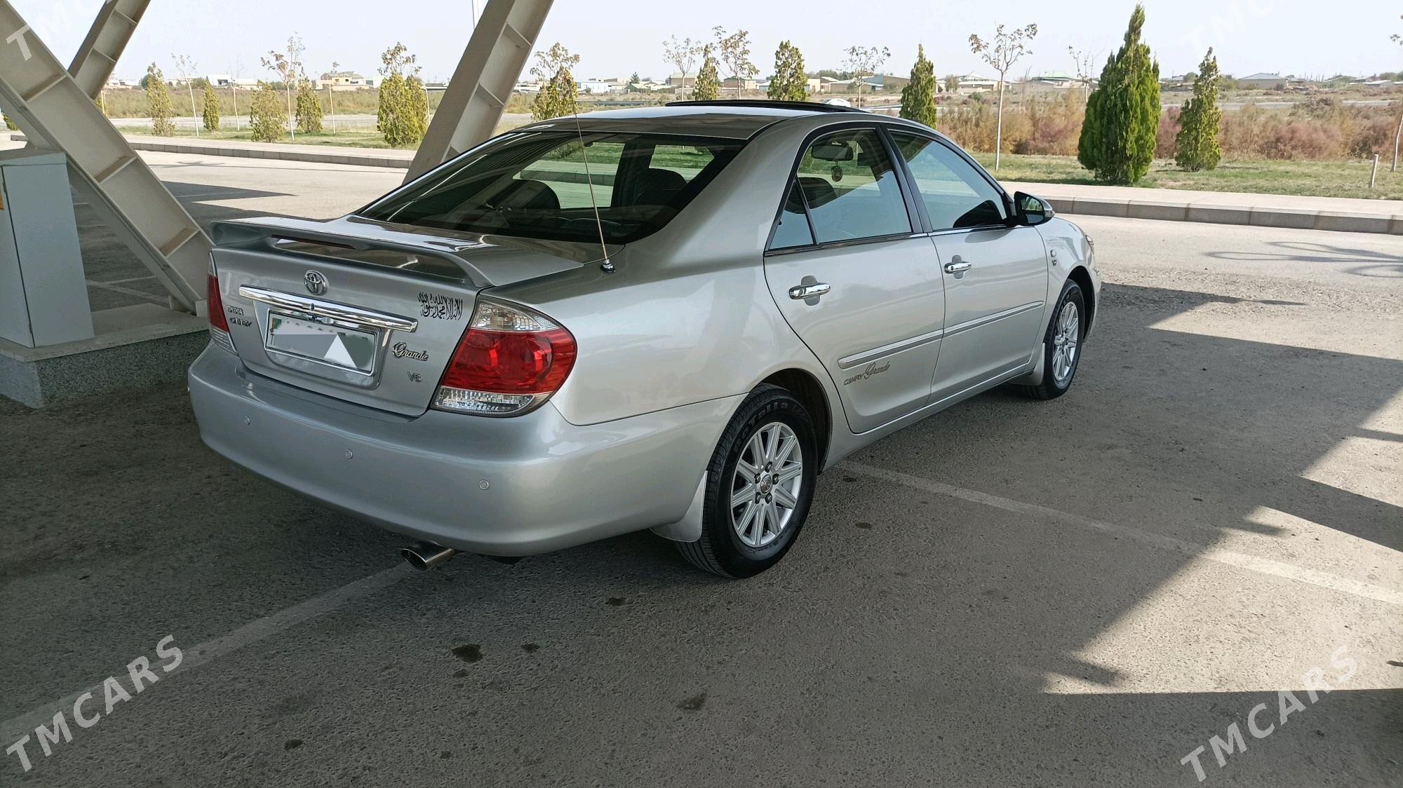 Toyota Camry 2004 - 236 000 TMT - Туркменабат - img 1