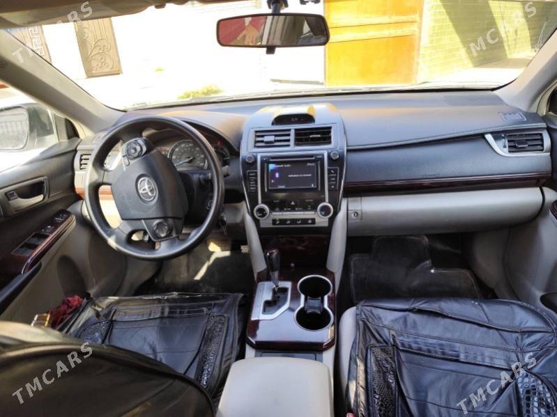 Toyota Camry 2012 - 230 000 TMT - Мары - img 1