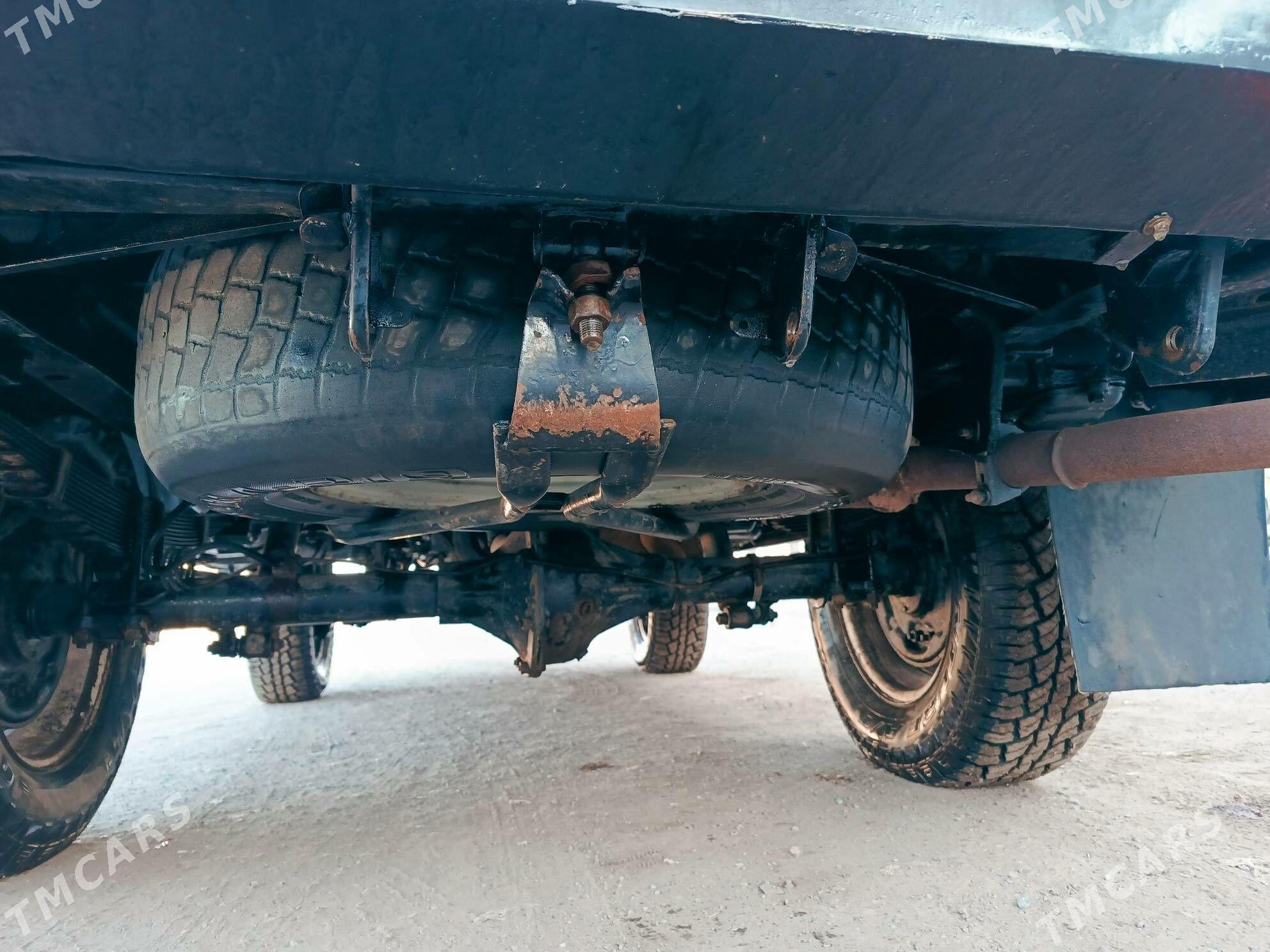 UAZ 2206 2000 - 80 000 TMT - Дашогуз - img 1