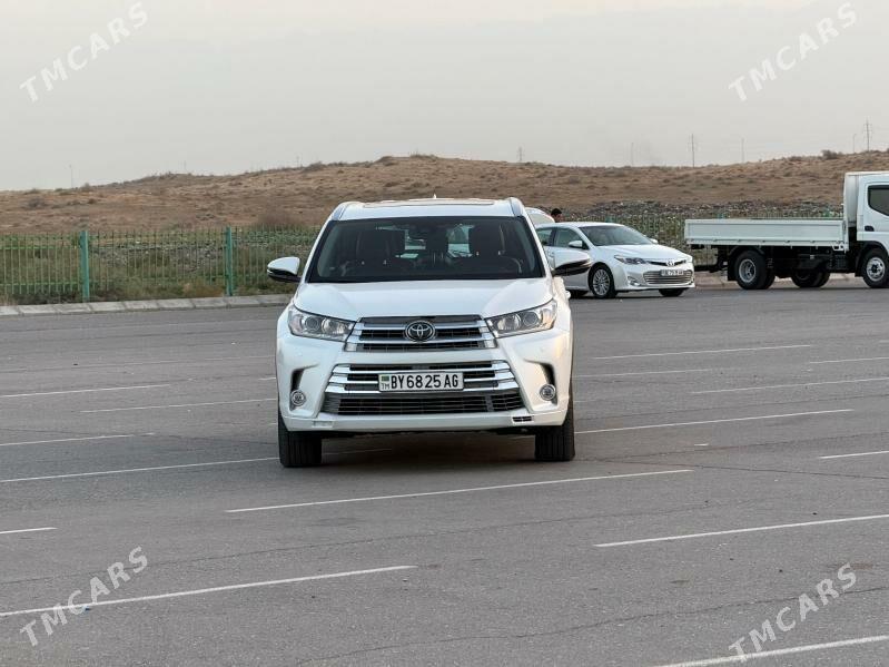 Toyota Highlander 2019 - 505 000 TMT - Ашхабад - img 2