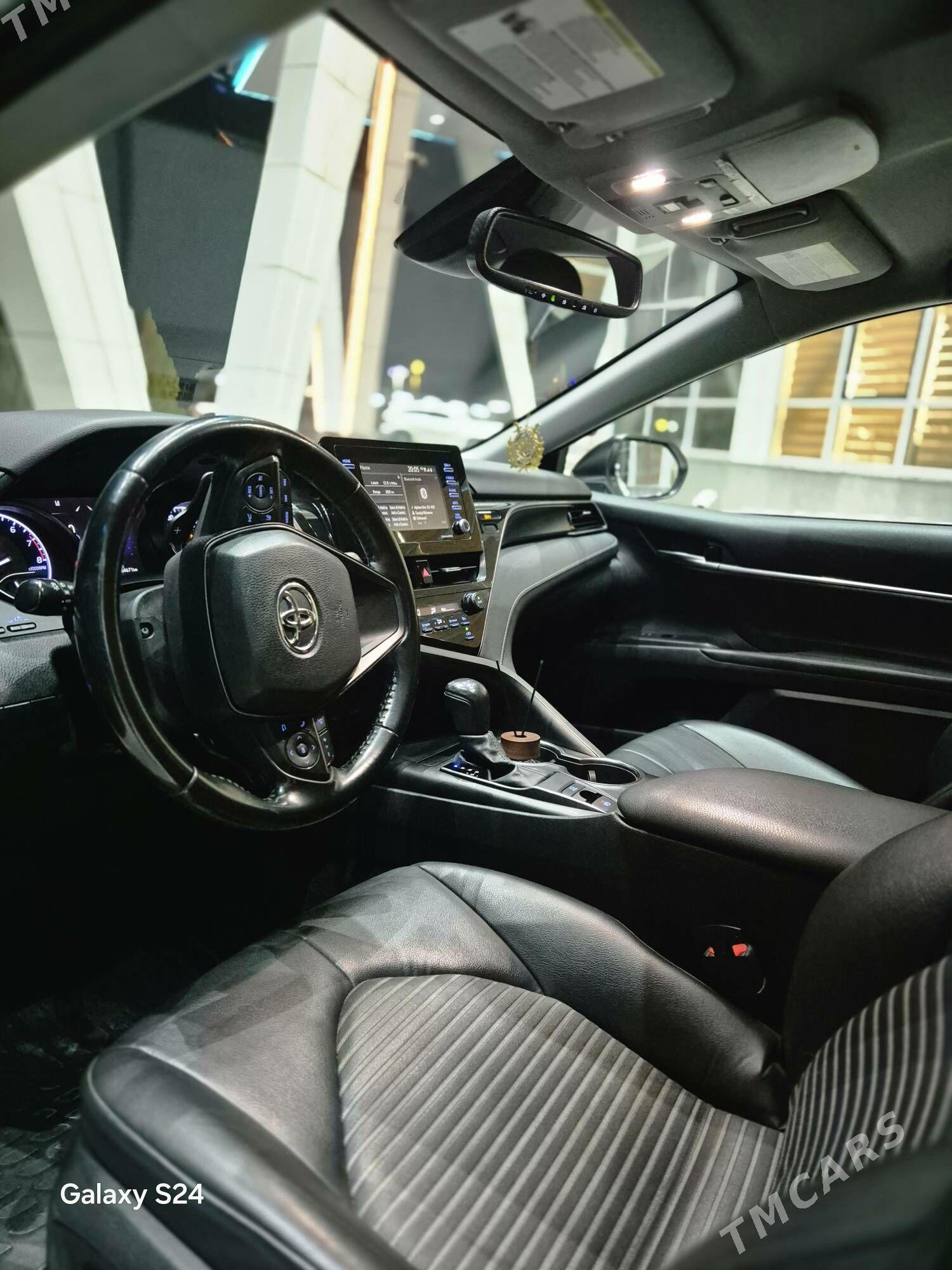 Toyota Camry 2021 - 350 000 TMT - Туркменабат - img 2