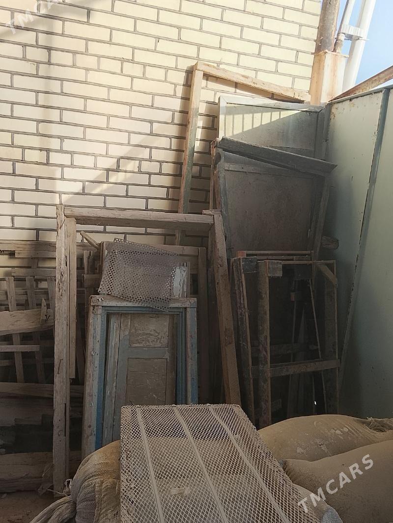 Agaç Çorny üçin B - Baýramaly - img 2