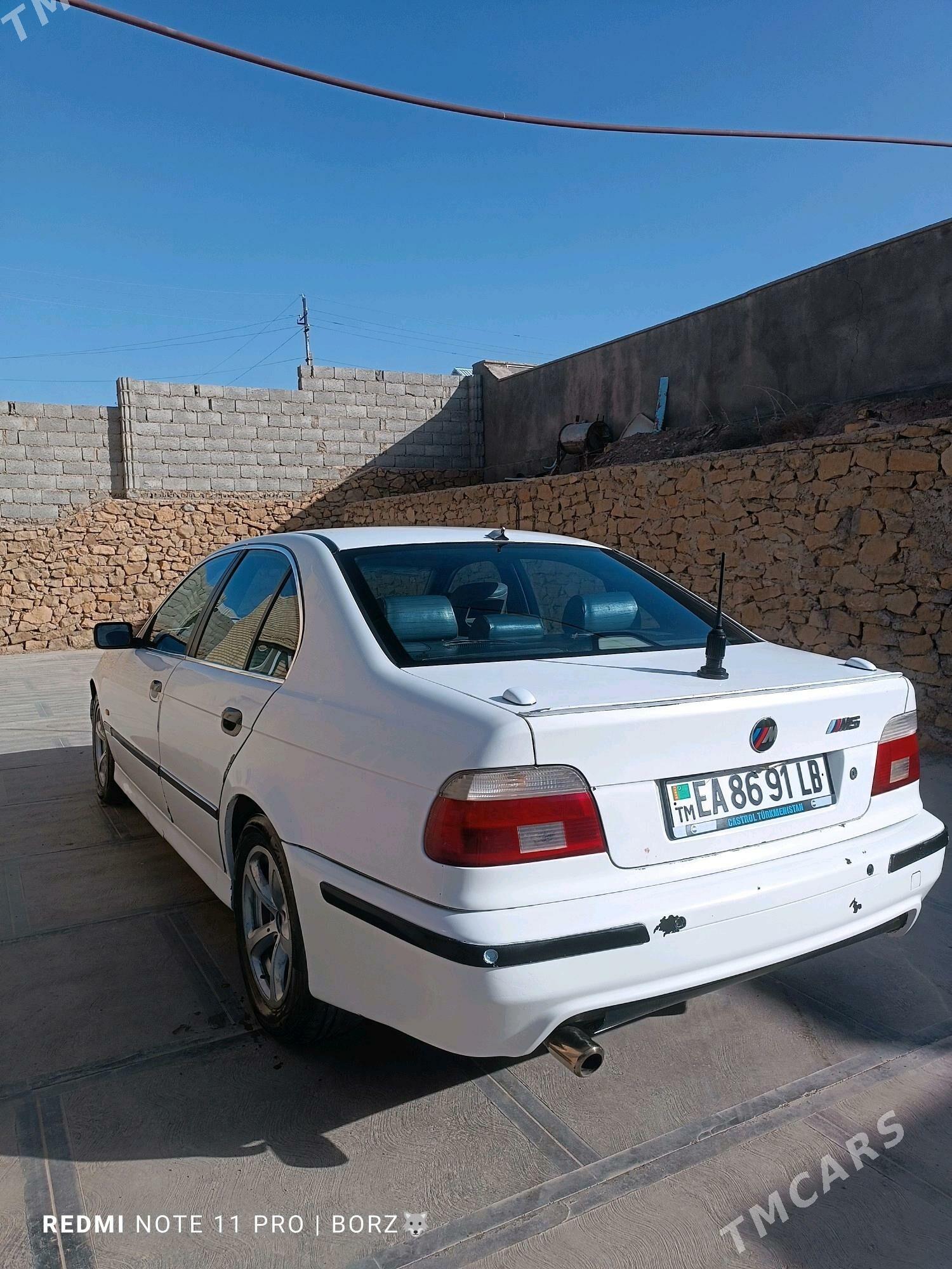 BMW E39 1996 - 110 000 TMT - Магданлы - img 6