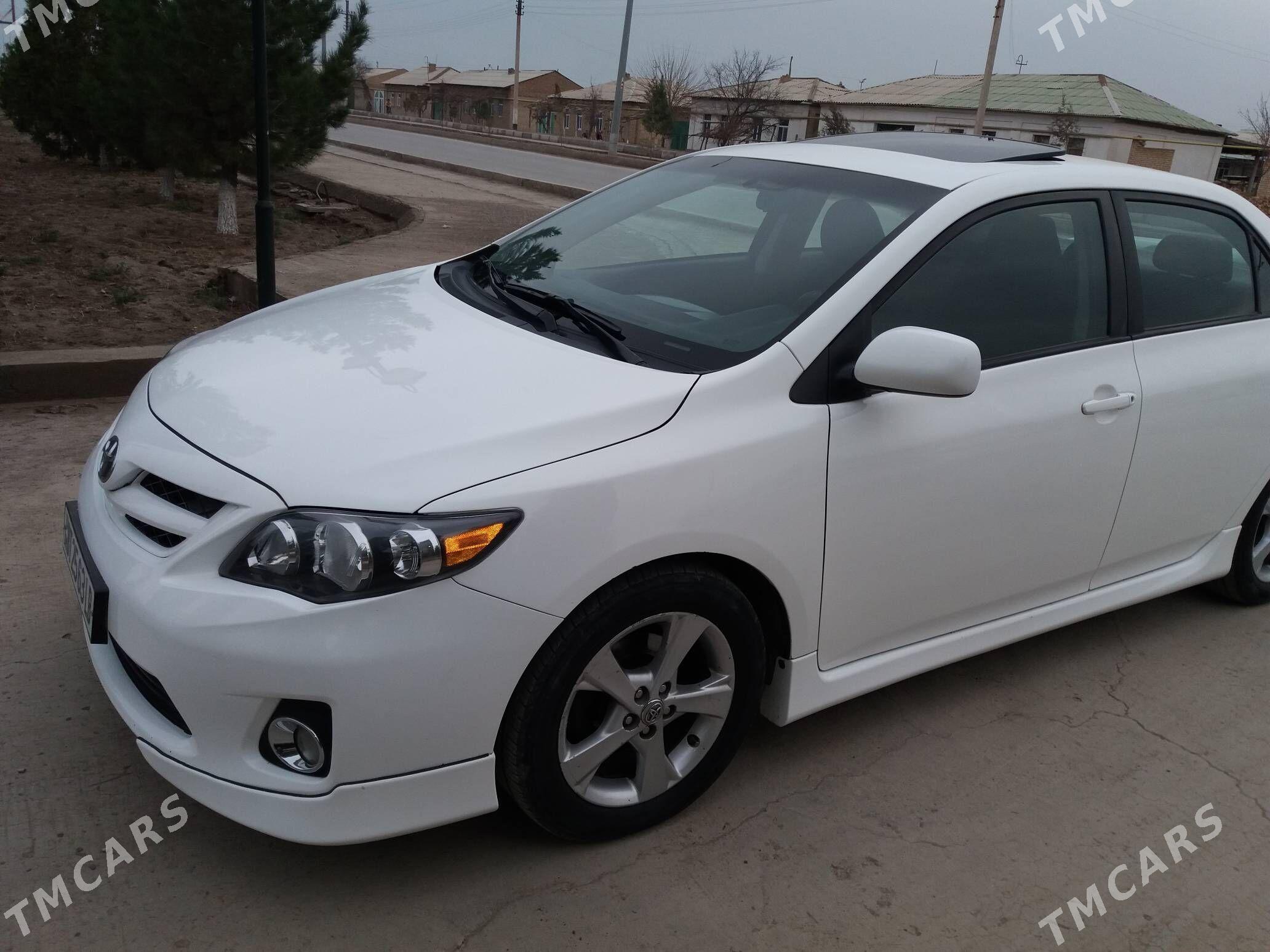 Toyota Corolla 2010 - 155 000 TMT - Туркменабат - img 5