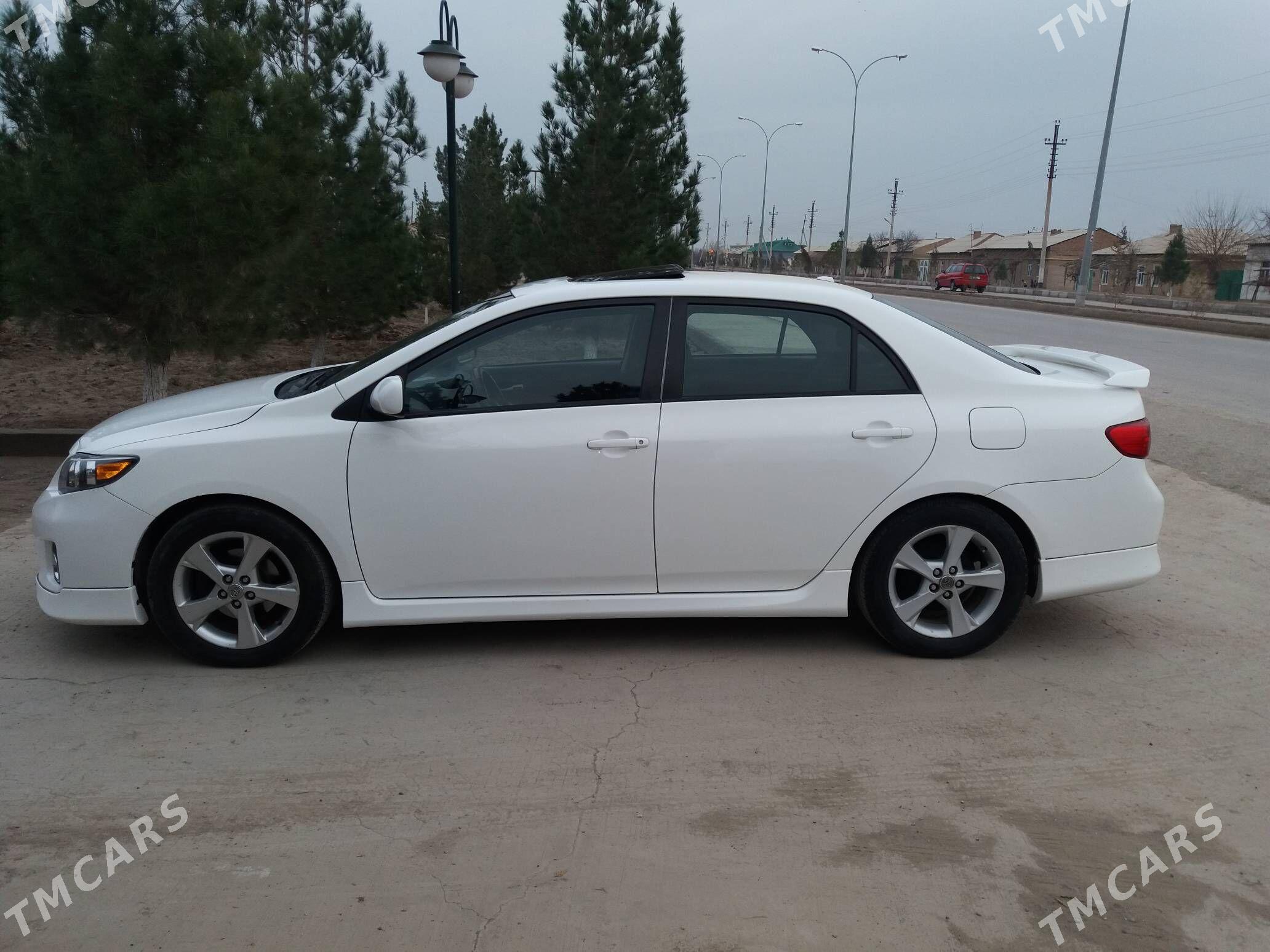 Toyota Corolla 2010 - 155 000 TMT - Туркменабат - img 7