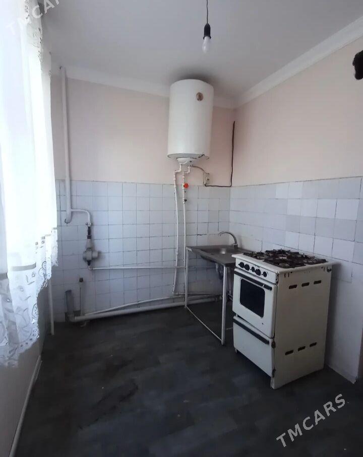 Зелёный Базар 3-х комнатная - Türkmenabat - img 5