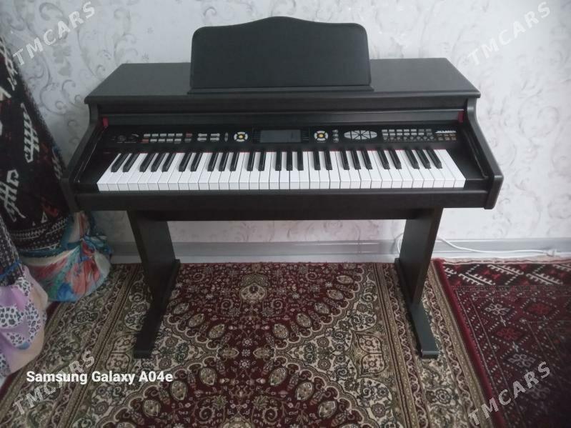 Tokly pıanına - Балканабат - img 1