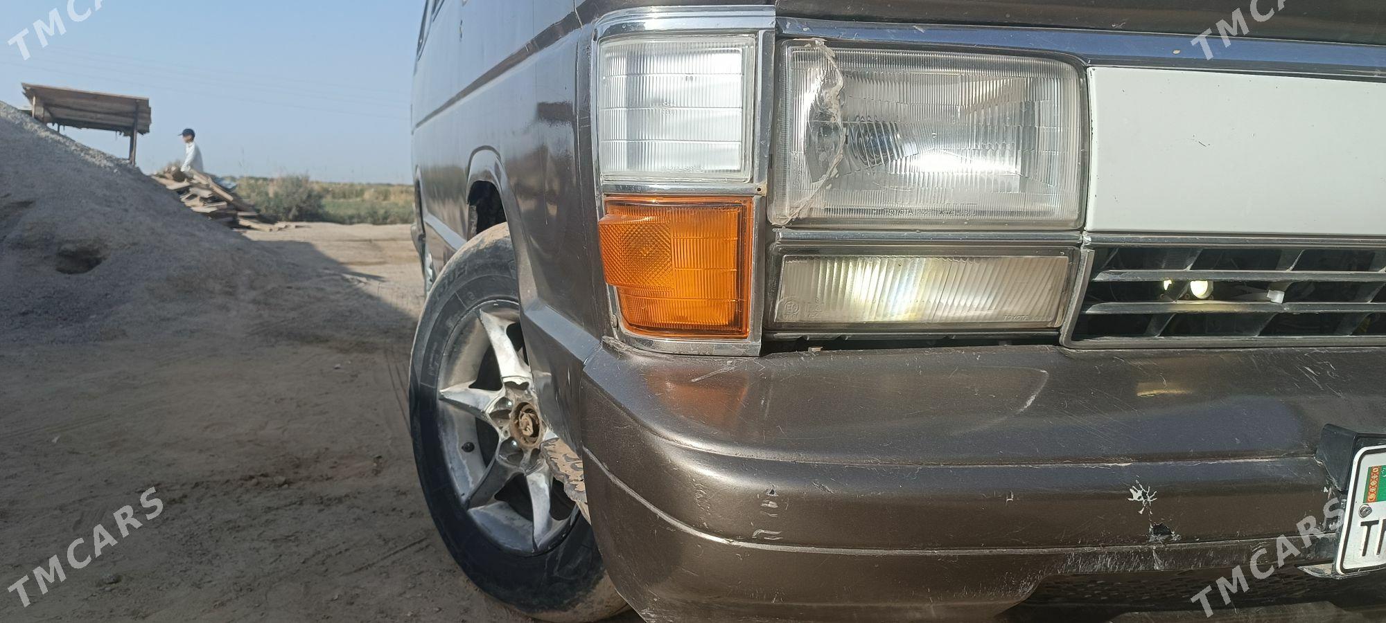 Toyota Hiace 1988 - 32 000 TMT - Sakarçäge - img 2