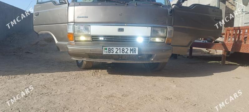 Toyota Hiace 1988 - 32 000 TMT - Sakarçäge - img 4