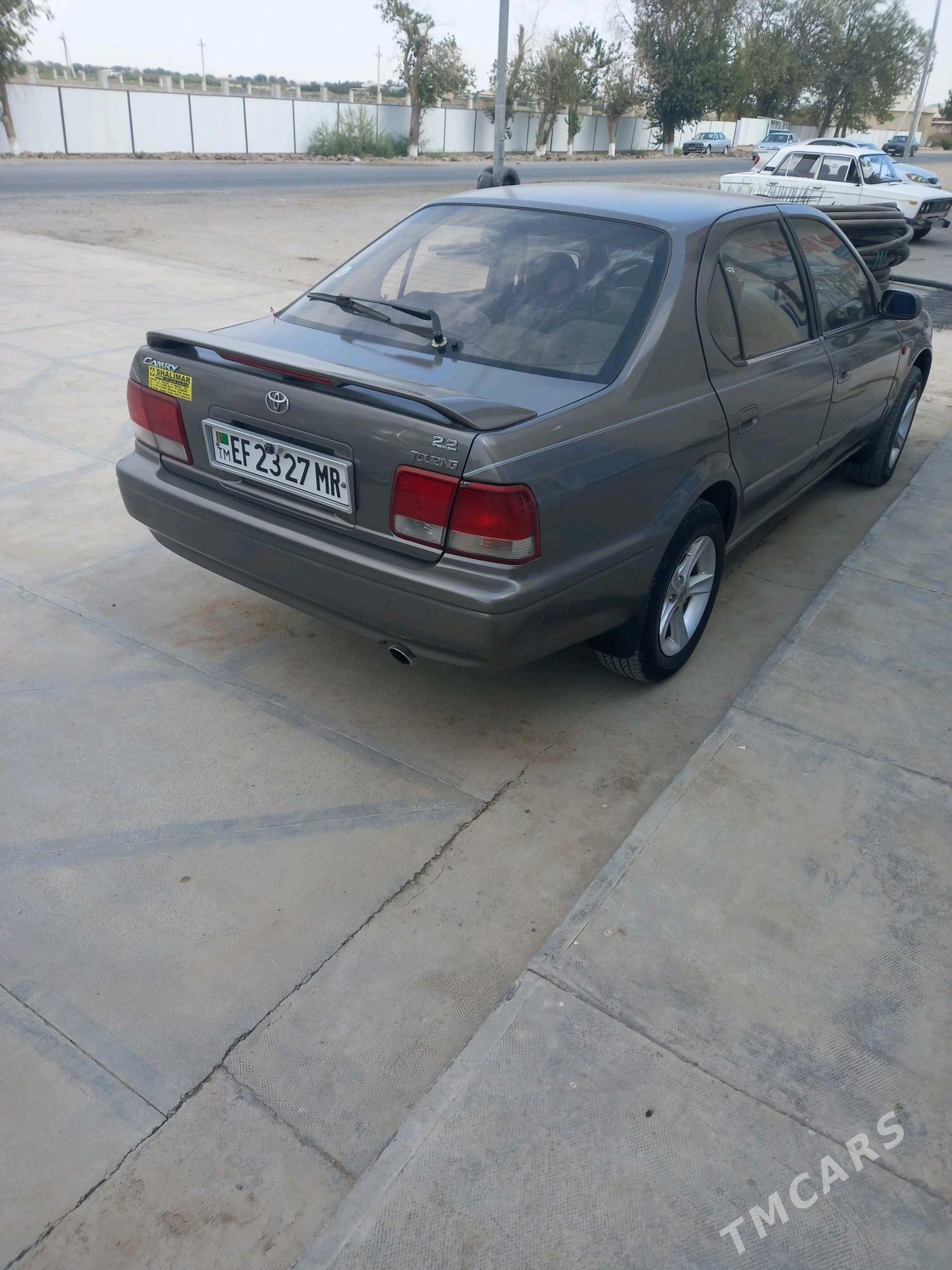 Toyota Camry 1995 - 70 000 TMT - Sakarçäge - img 2