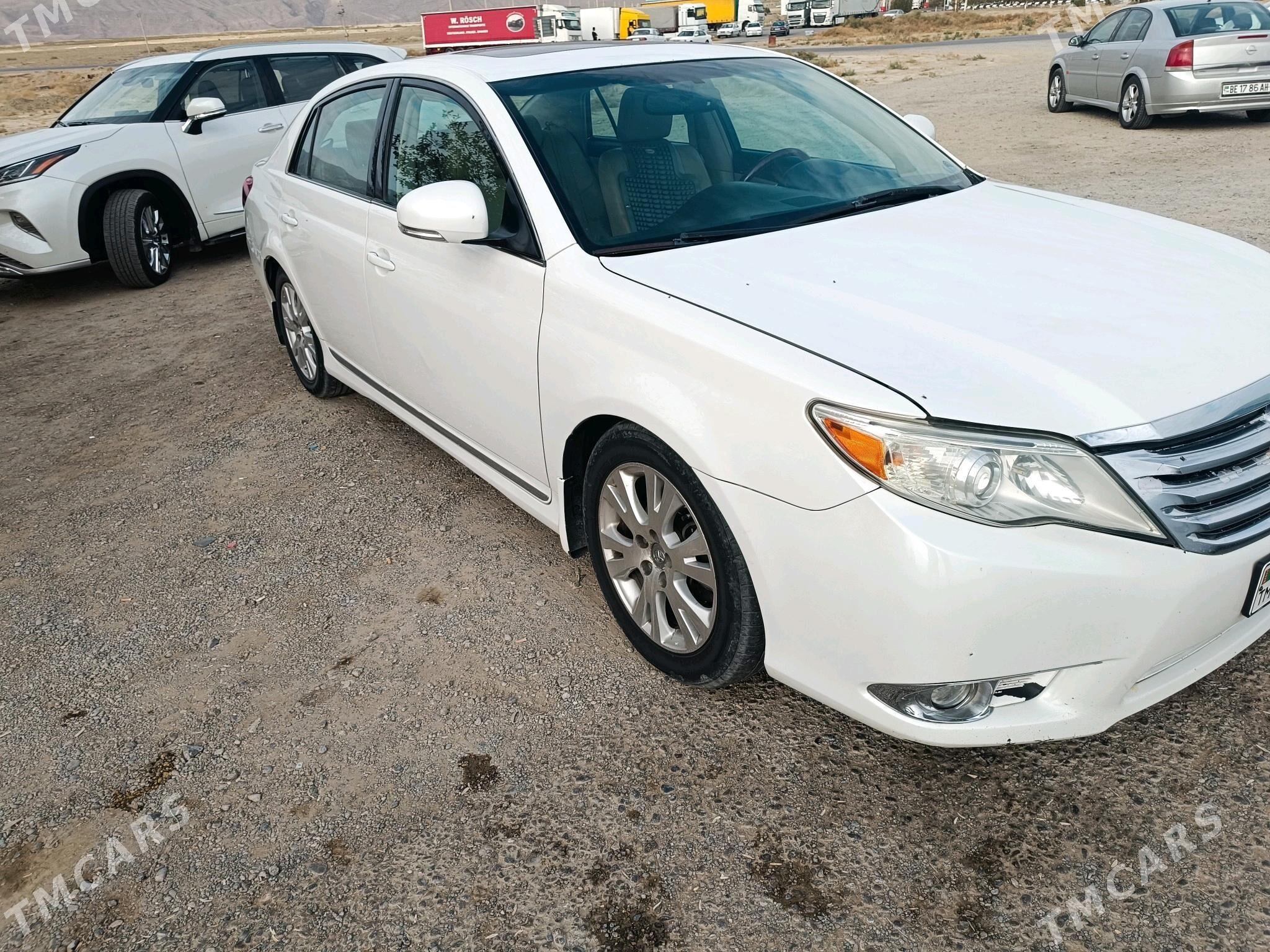 Toyota Avalon 2010 - 260 000 TMT - Бахарден - img 5