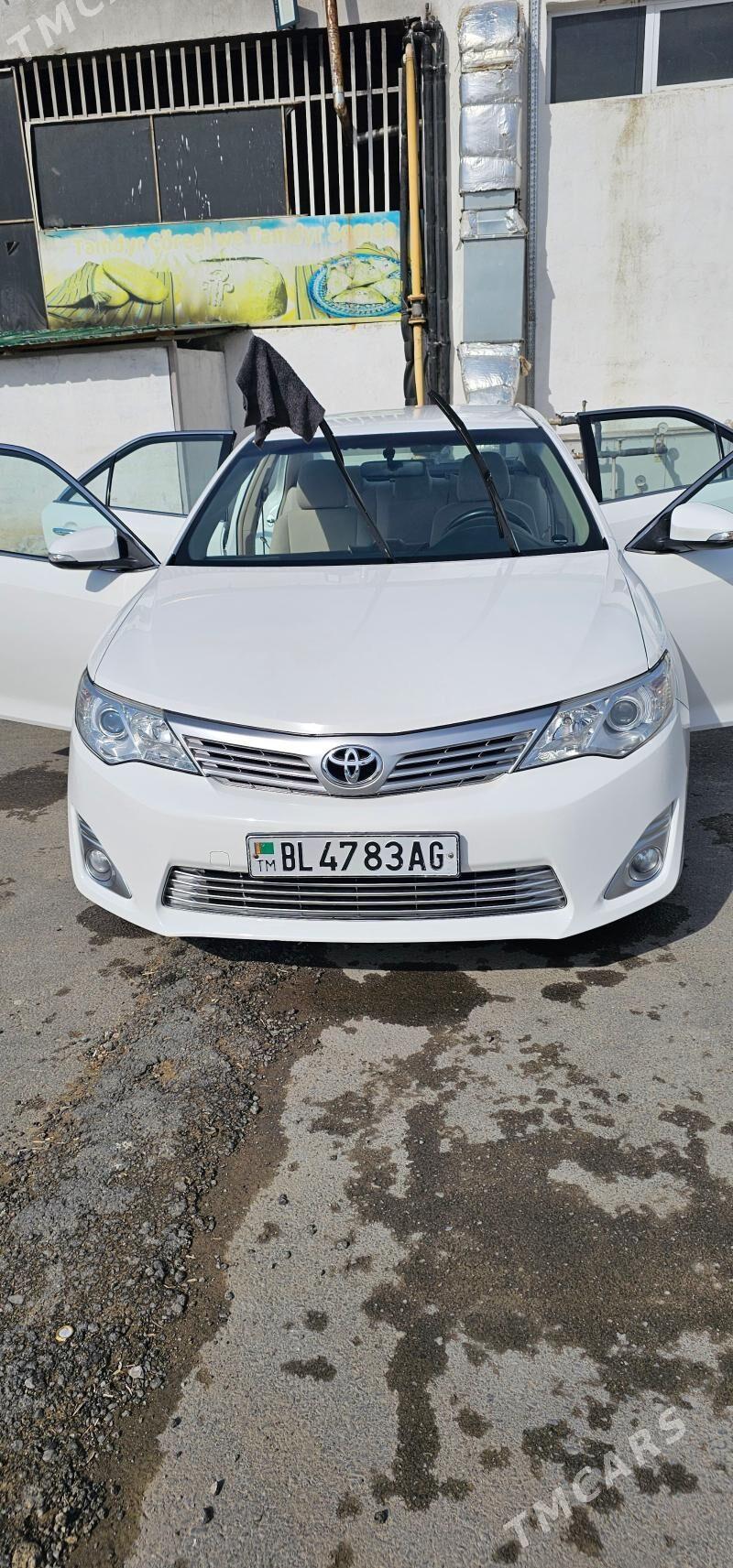 Toyota Camry 2014 - 285 000 TMT - Ашхабад - img 3