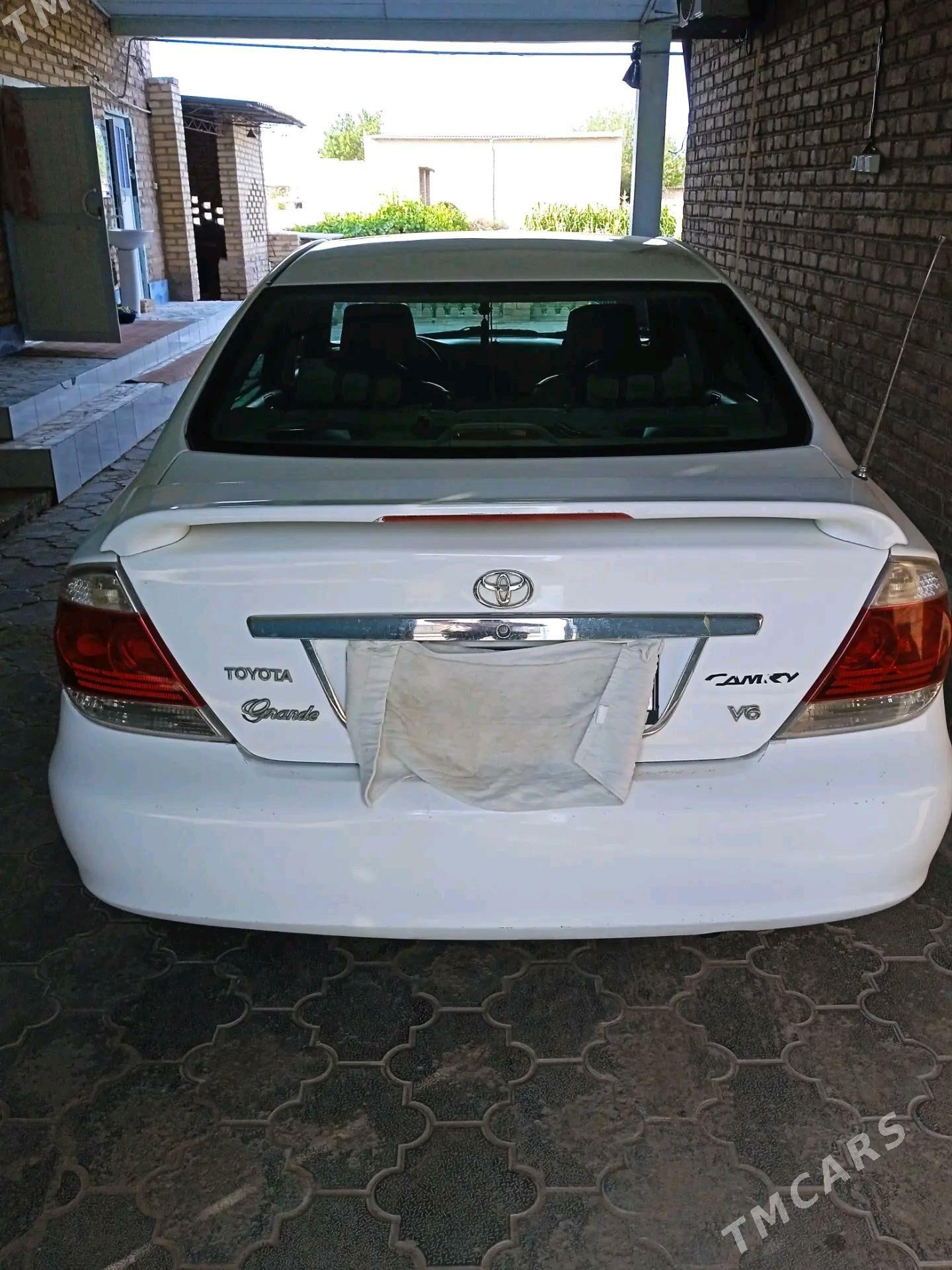 Toyota Camry 2002 - 160 000 TMT - Керки - img 3