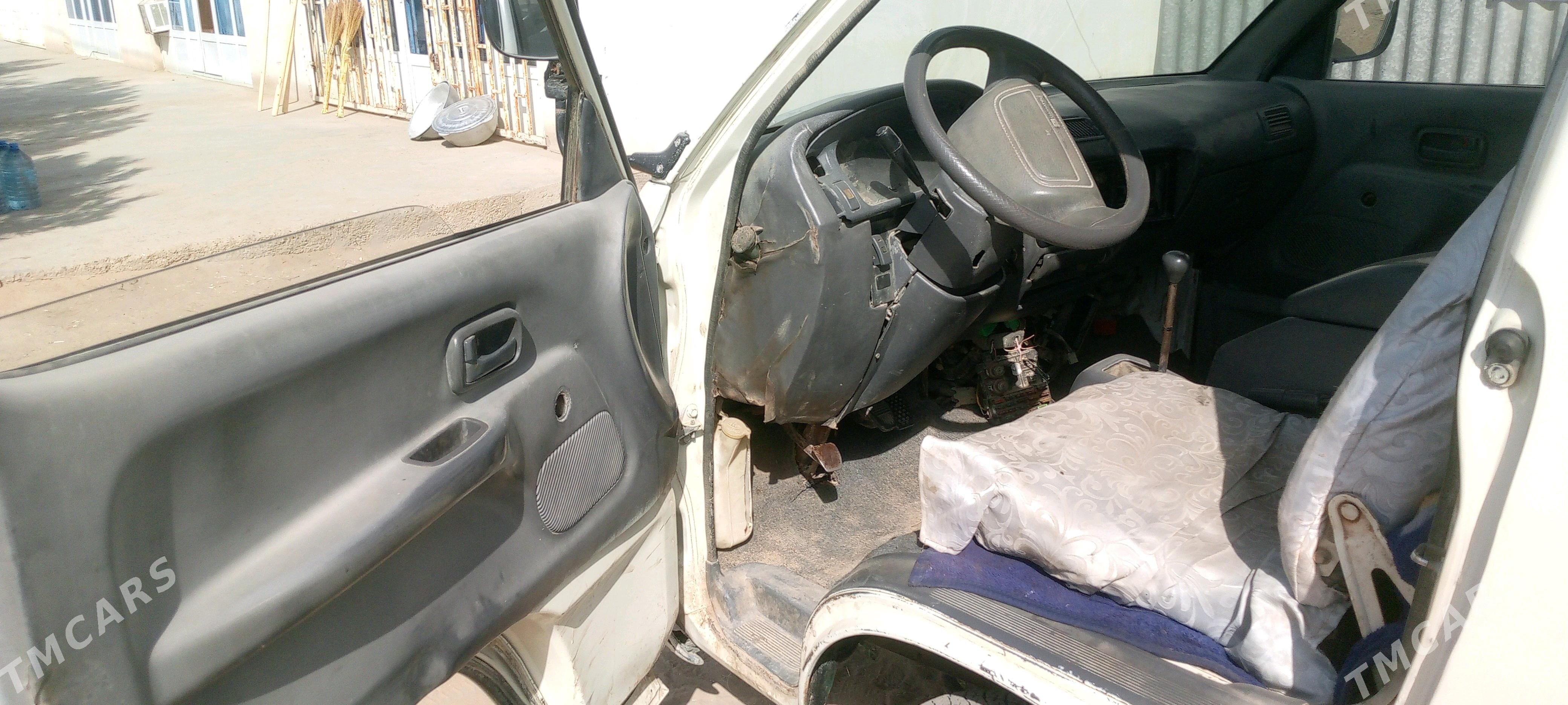 Toyota Hiace 1993 - 25 000 TMT - Сакарчага - img 2