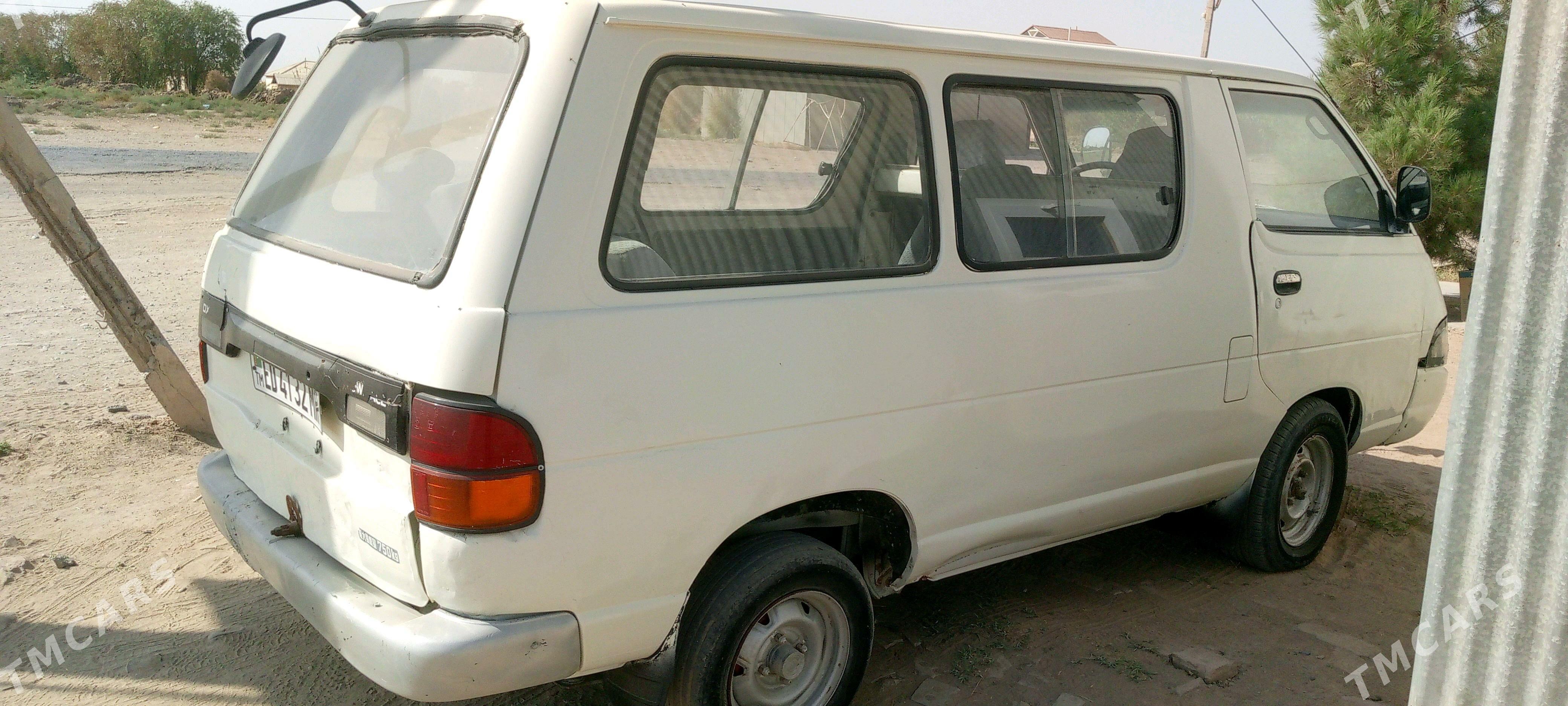 Toyota Hiace 1993 - 25 000 TMT - Сакарчага - img 6