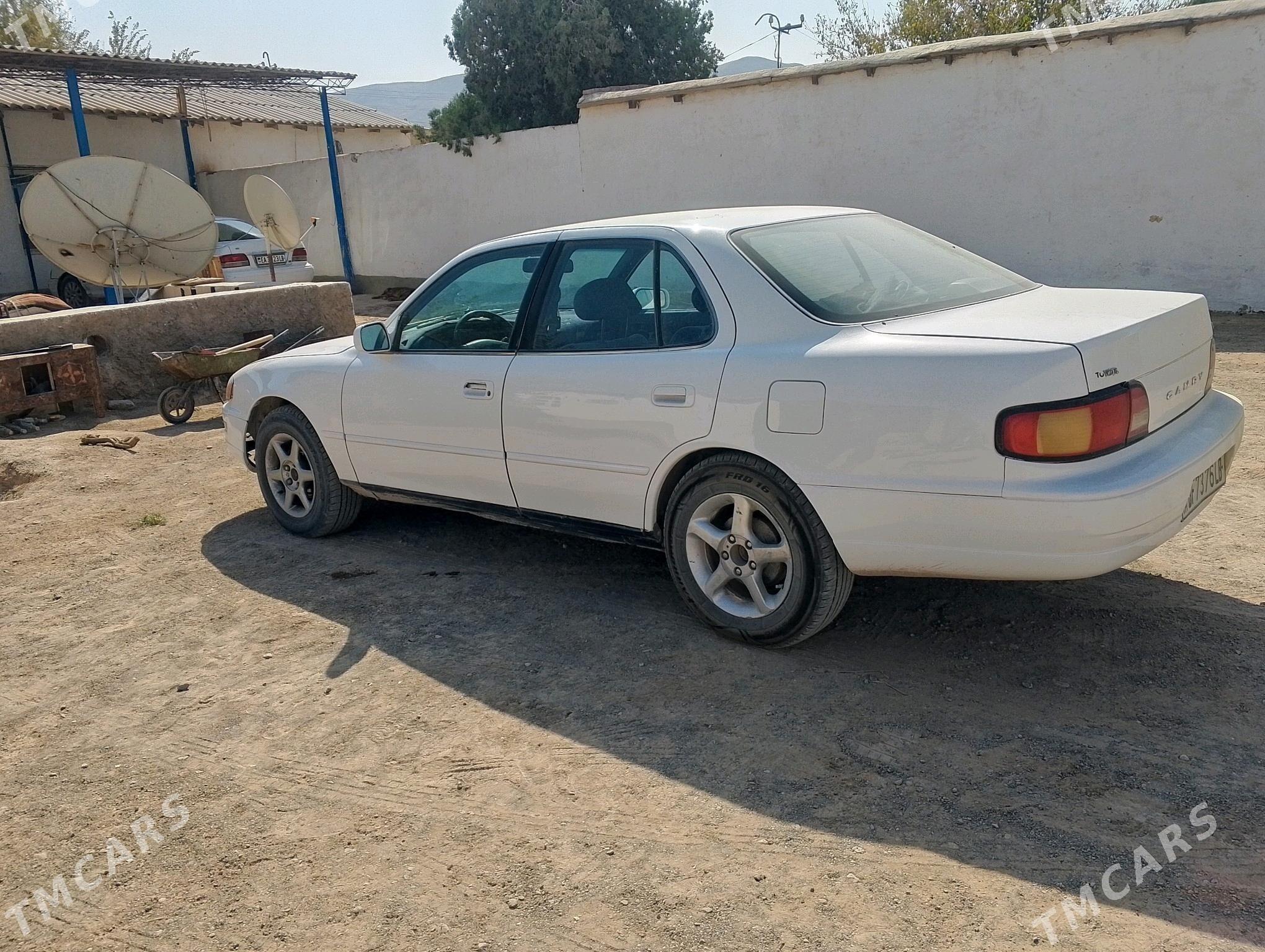 Toyota Camry 1994 - 85 000 TMT - Köýtendag - img 1