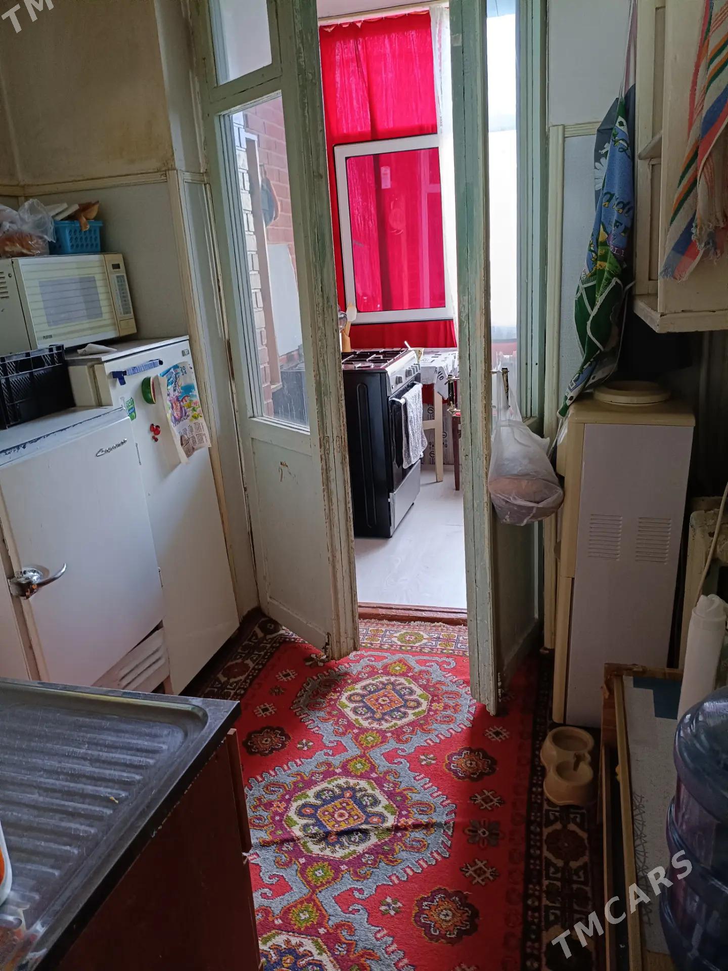 СРОЧНО 3Х КОМН 39500 - Sowetskiý köç. (Garaşsyzlyk şaýoly) - img 4