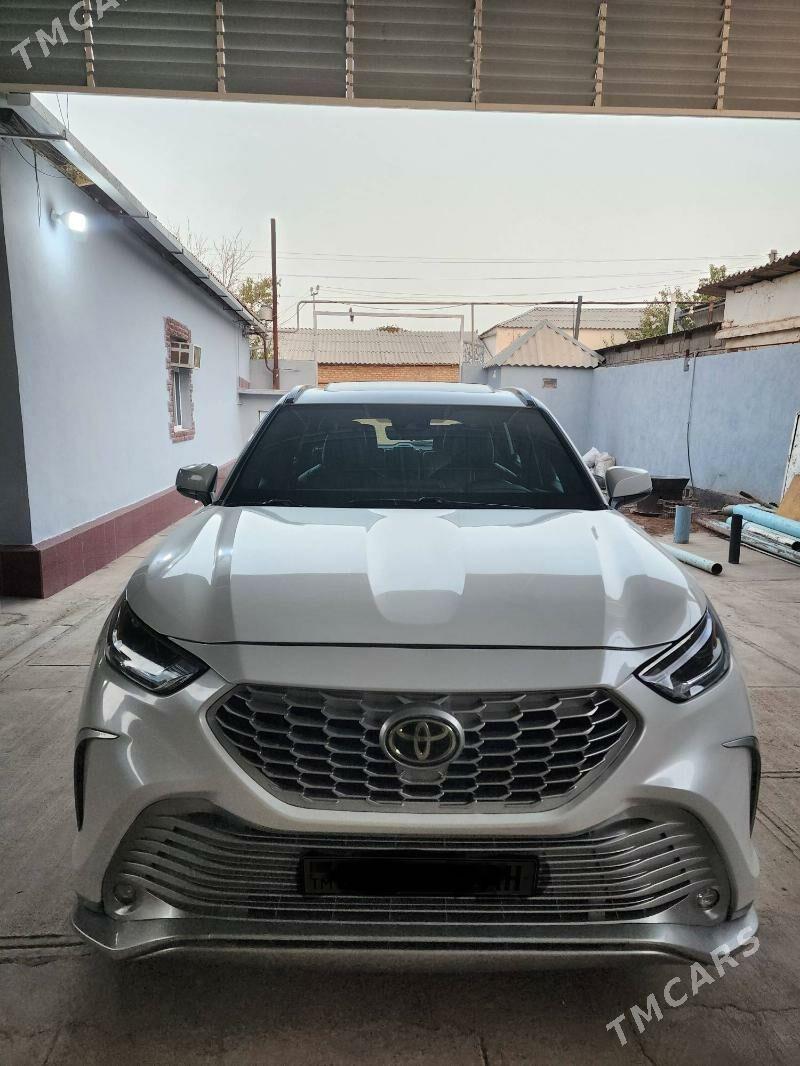 Toyota Highlander 2022 - 540 000 TMT - Теджен - img 7