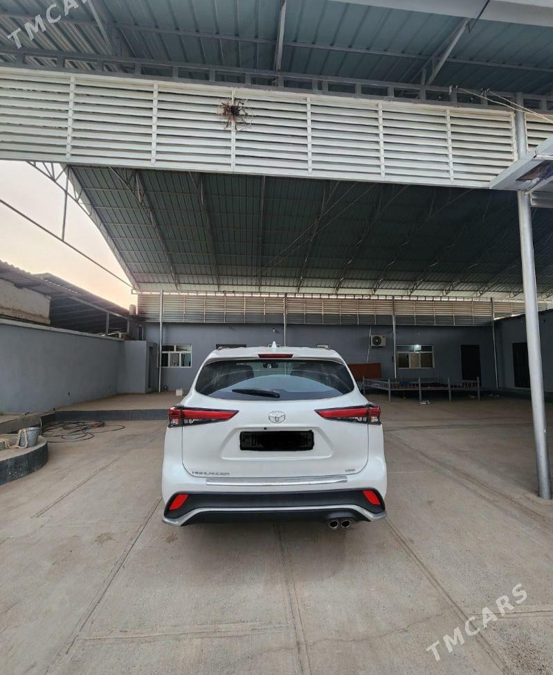 Toyota Highlander 2022 - 540 000 TMT - Теджен - img 6