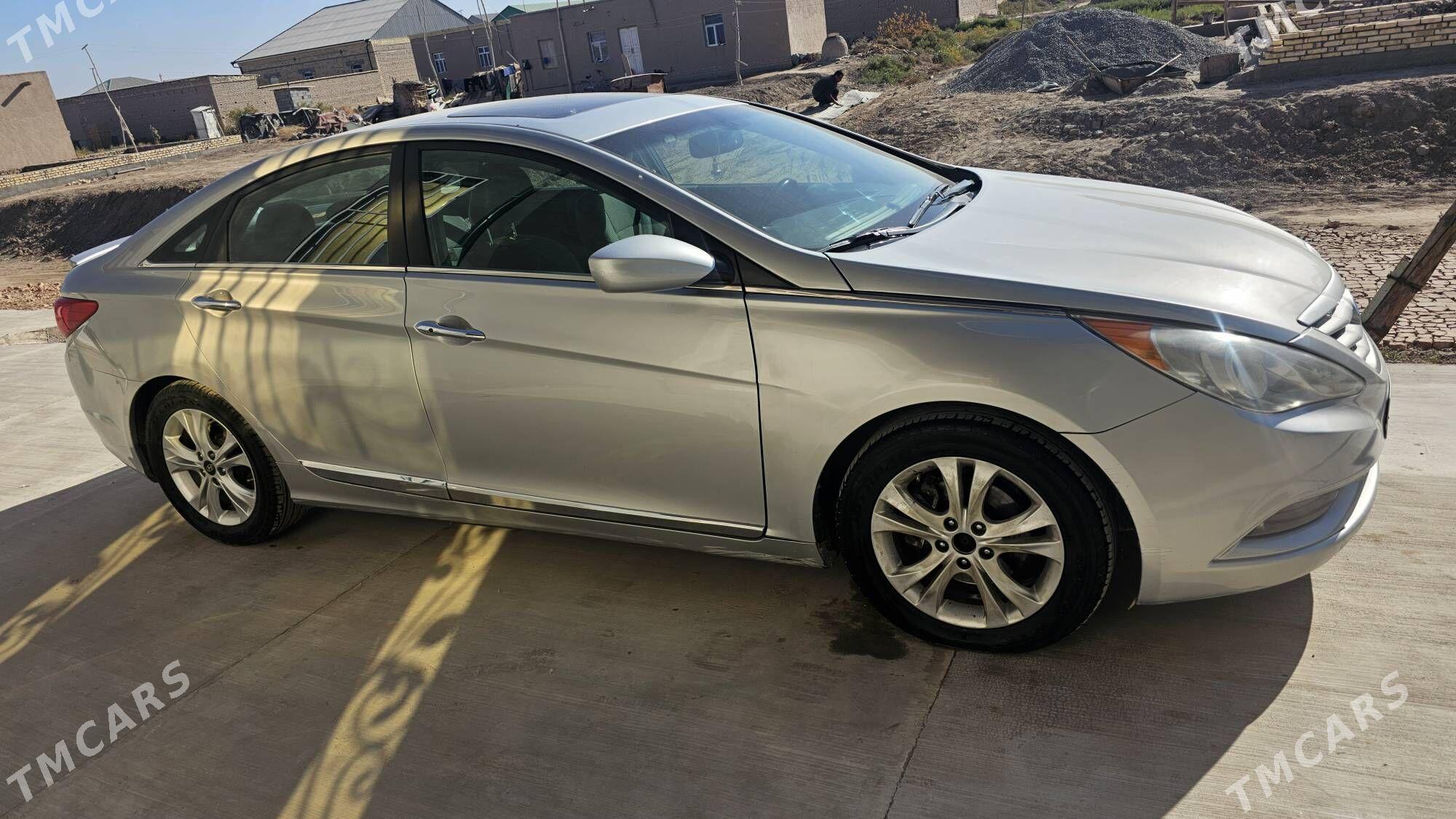 Hyundai Sonata 2011 - 150 000 TMT - Гурбансолтан Едже - img 6