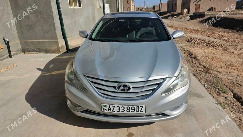 Hyundai Sonata 2011 - 150 000 TMT - Гурбансолтан Едже - img 4