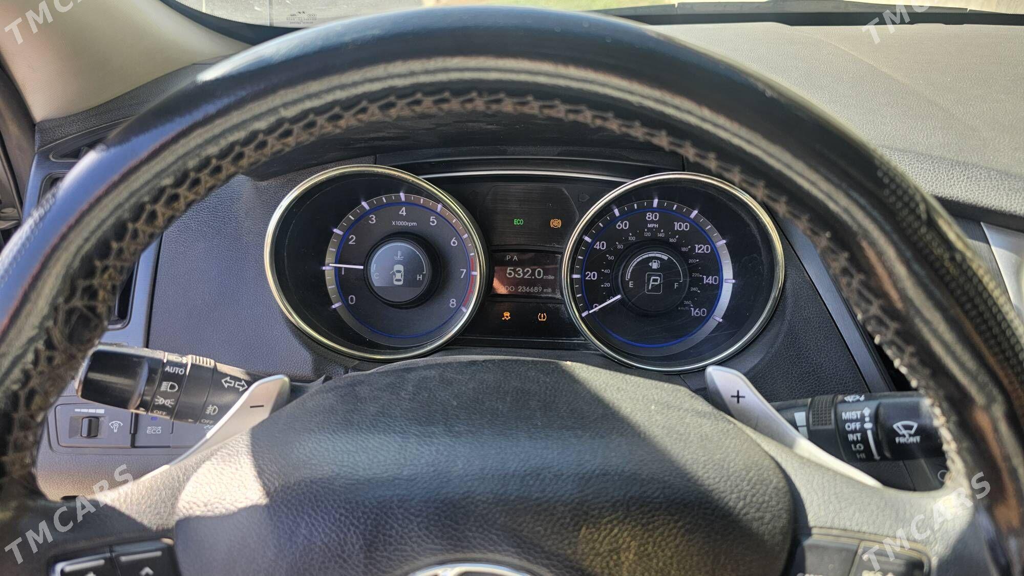 Hyundai Sonata 2011 - 150 000 TMT - Гурбансолтан Едже - img 5