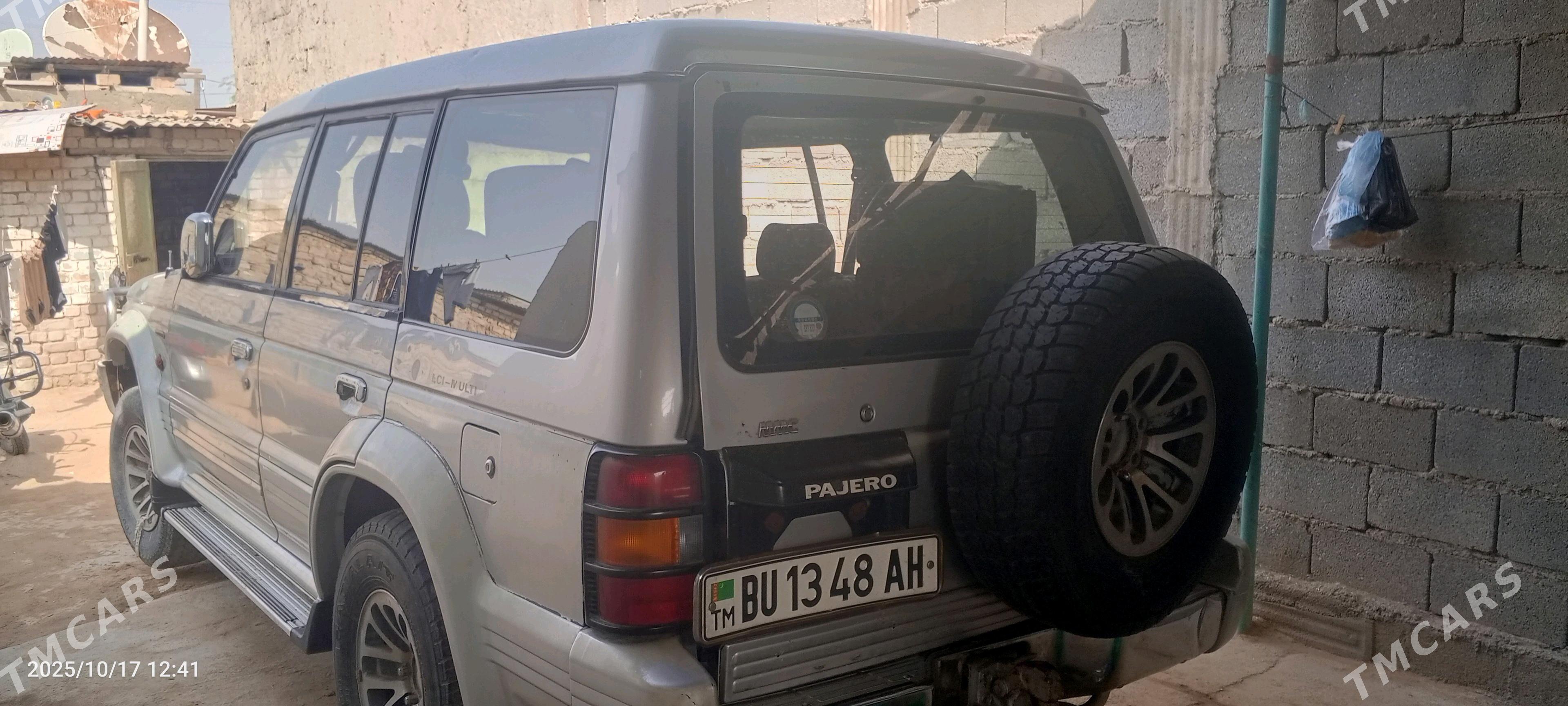 Mitsubishi Pajero 1992 - 45 000 TMT - Ак-Бугдайский этрап - img 3