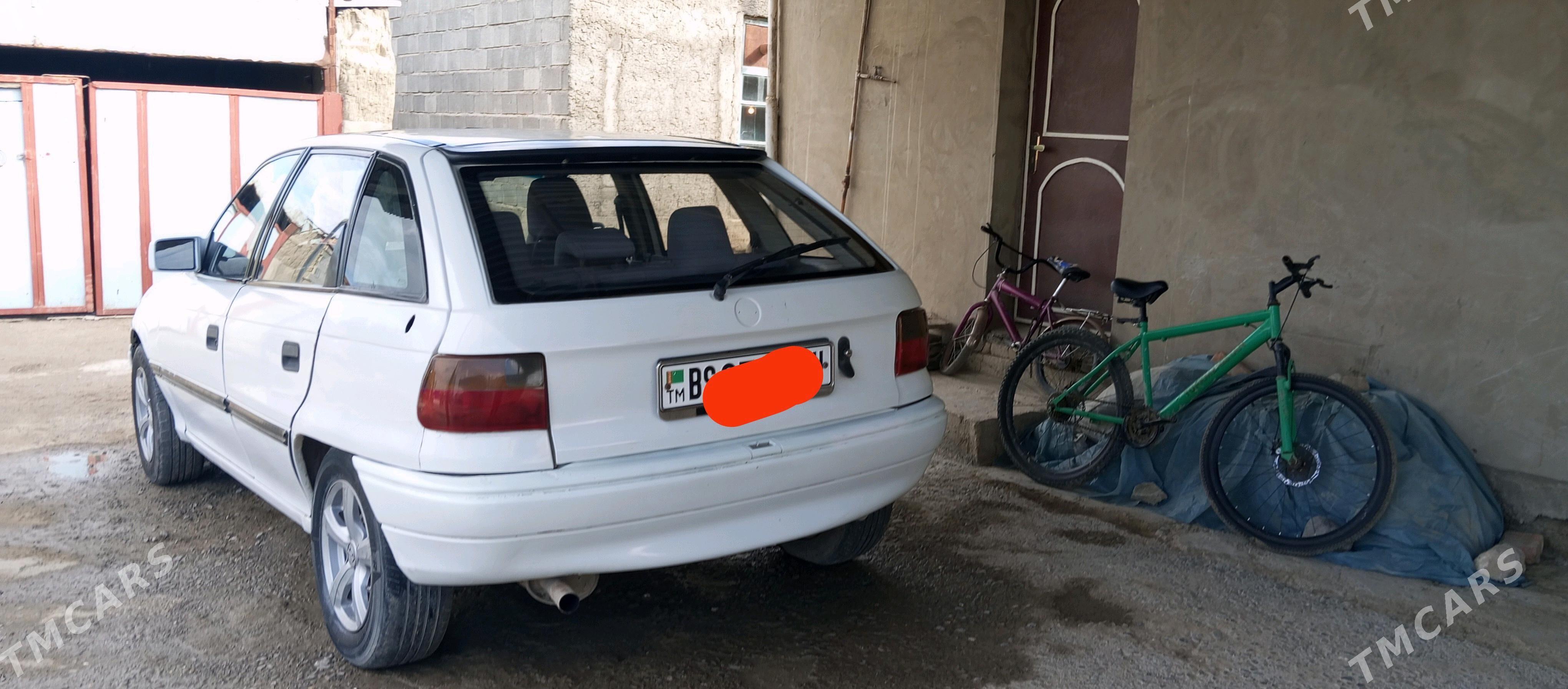 Opel Astra 1992 - 31 000 TMT - Bäherden - img 2