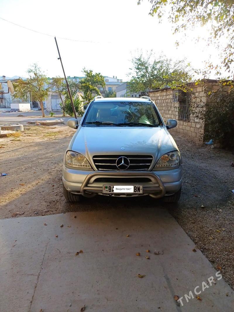 Mercedes-Benz M-Class 2002 - 130 000 TMT - Balkanabat - img 3
