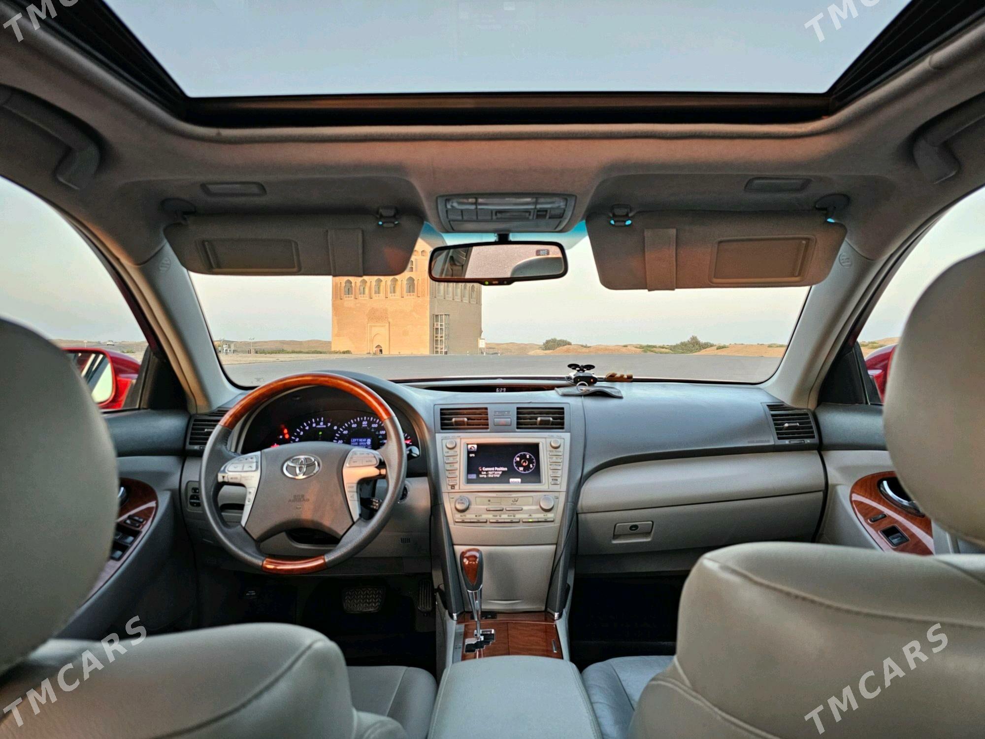 Toyota Camry 2011 - 260 000 TMT - Байрамали - img 1
