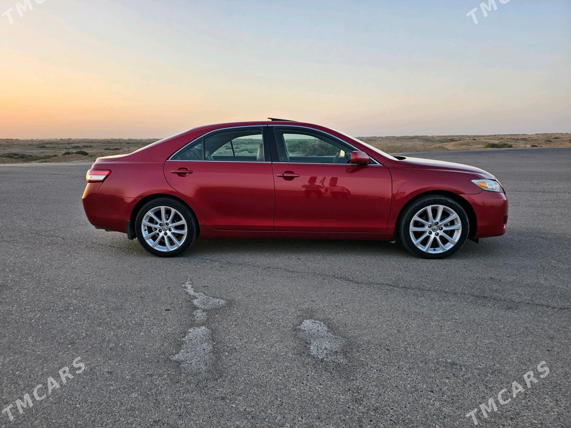 Toyota Camry 2011 - 260 000 TMT - Байрамали - img 10