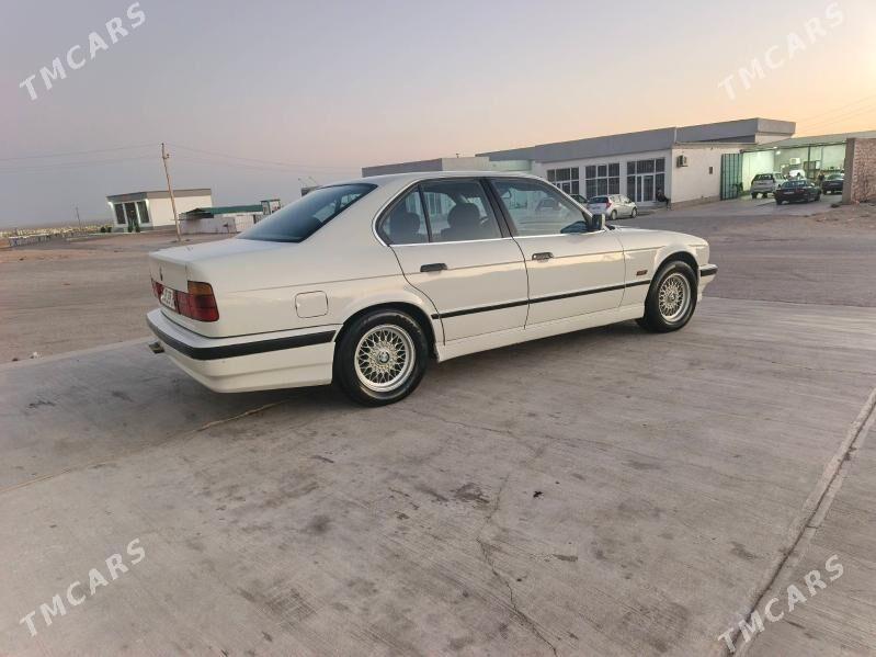 BMW E34 1992 - 70 000 TMT - Balkanabat - img 2