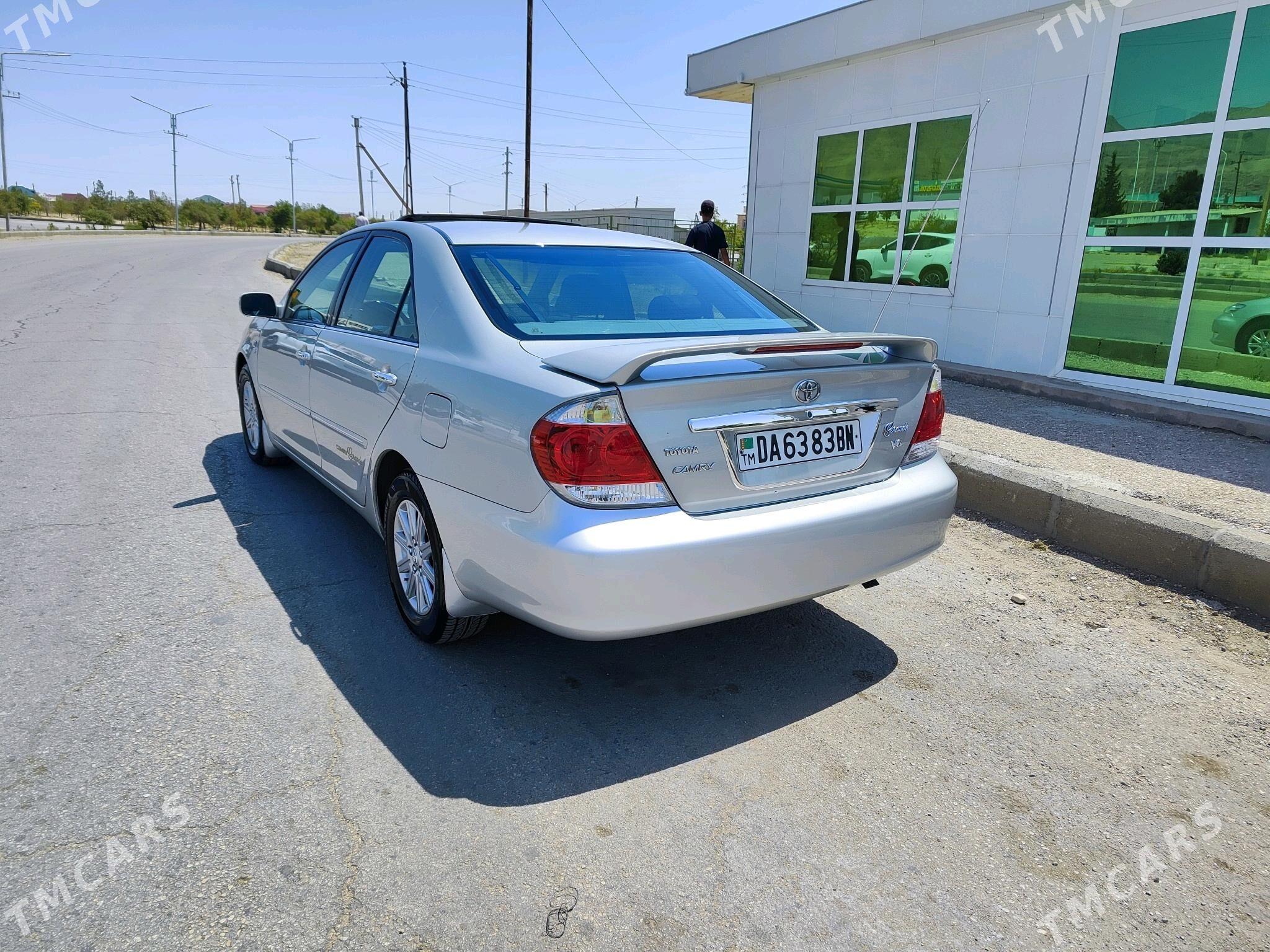 Toyota Camry 2005 - 245 000 TMT - Балканабат - img 1