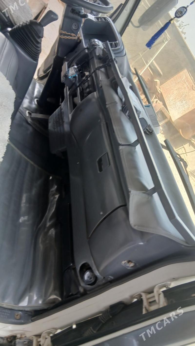 Mitsubishi Canter 2002 - 270 000 TMT - Tejen - img 5